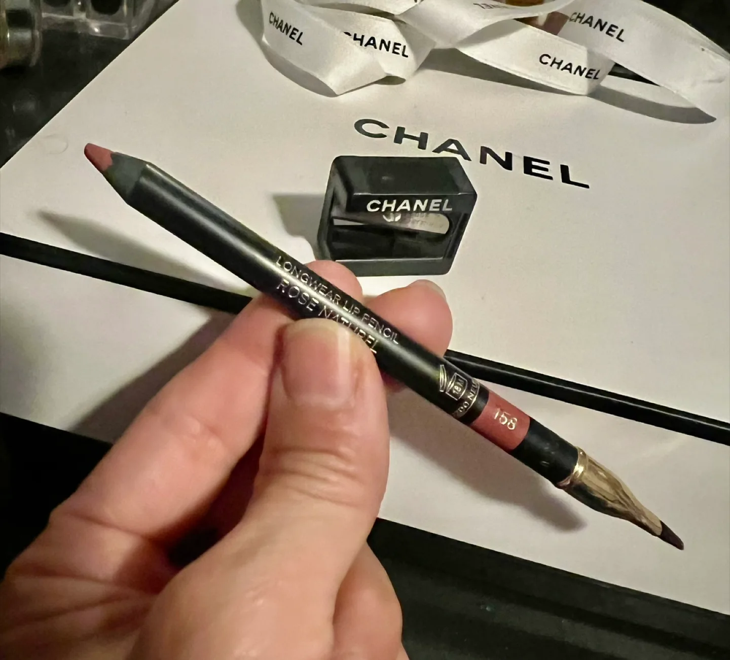 Chanel Makeup Bundle: Lip Pencil, Foundation, Lipstick image indicator(5)