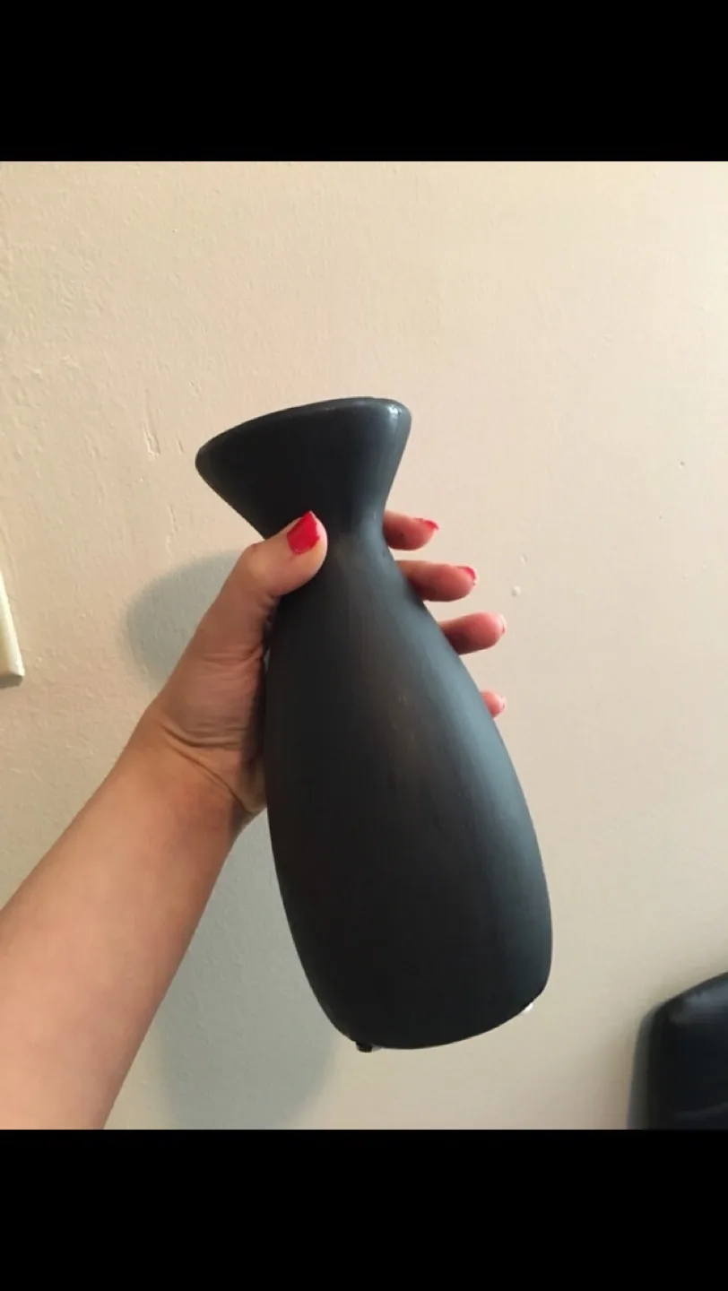 Black Vase - Home Decor thumbnail