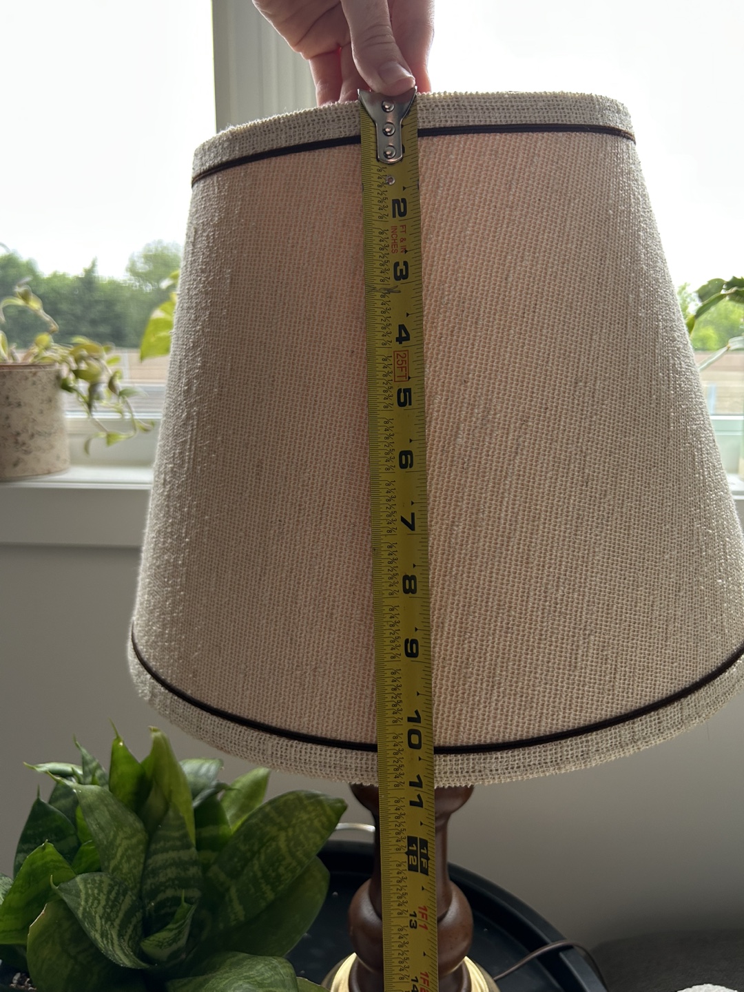 MCM Beige Table Lamp with Wooden Base - photo 5