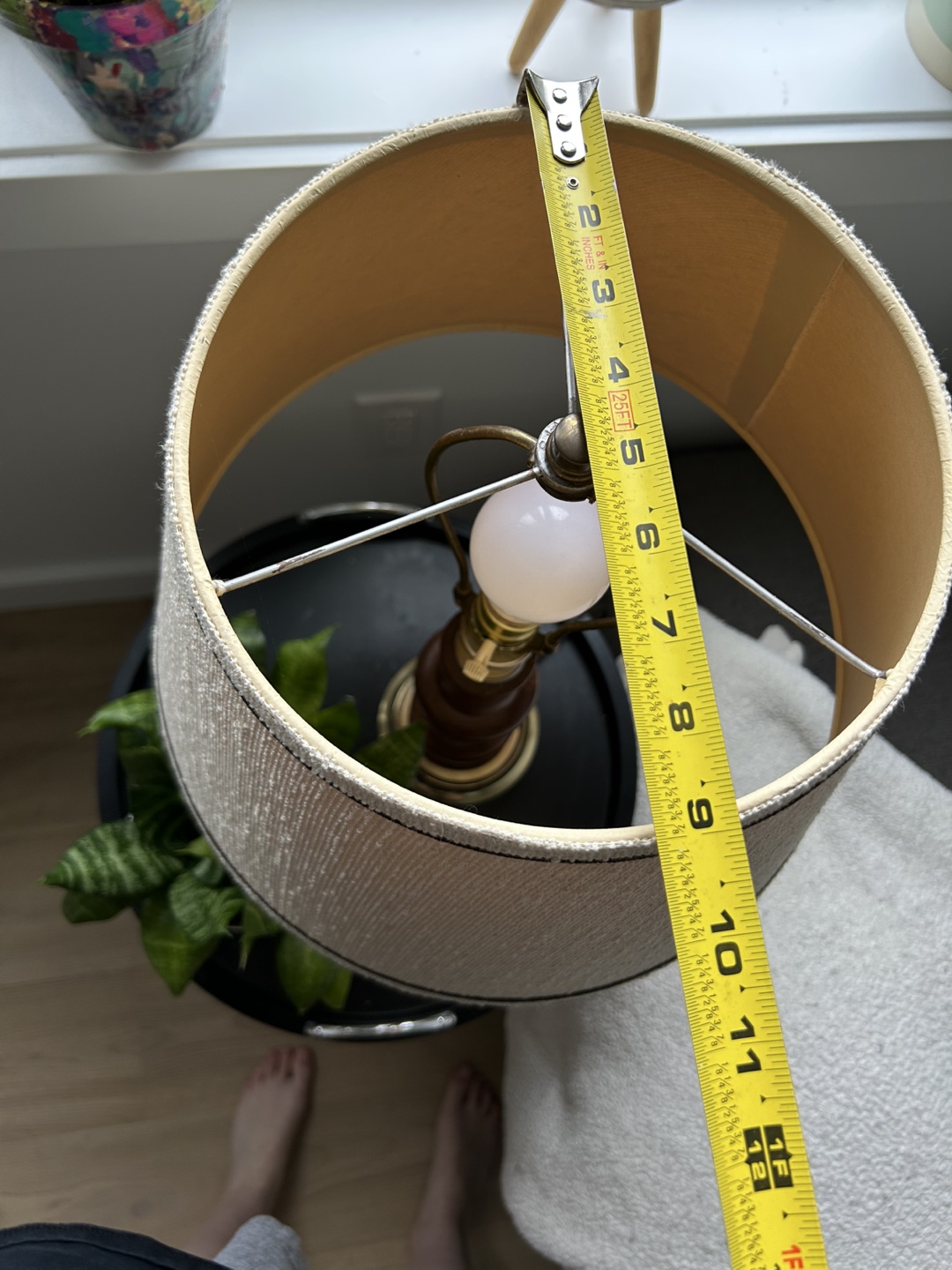 MCM Beige Table Lamp with Wooden Base - photo 4