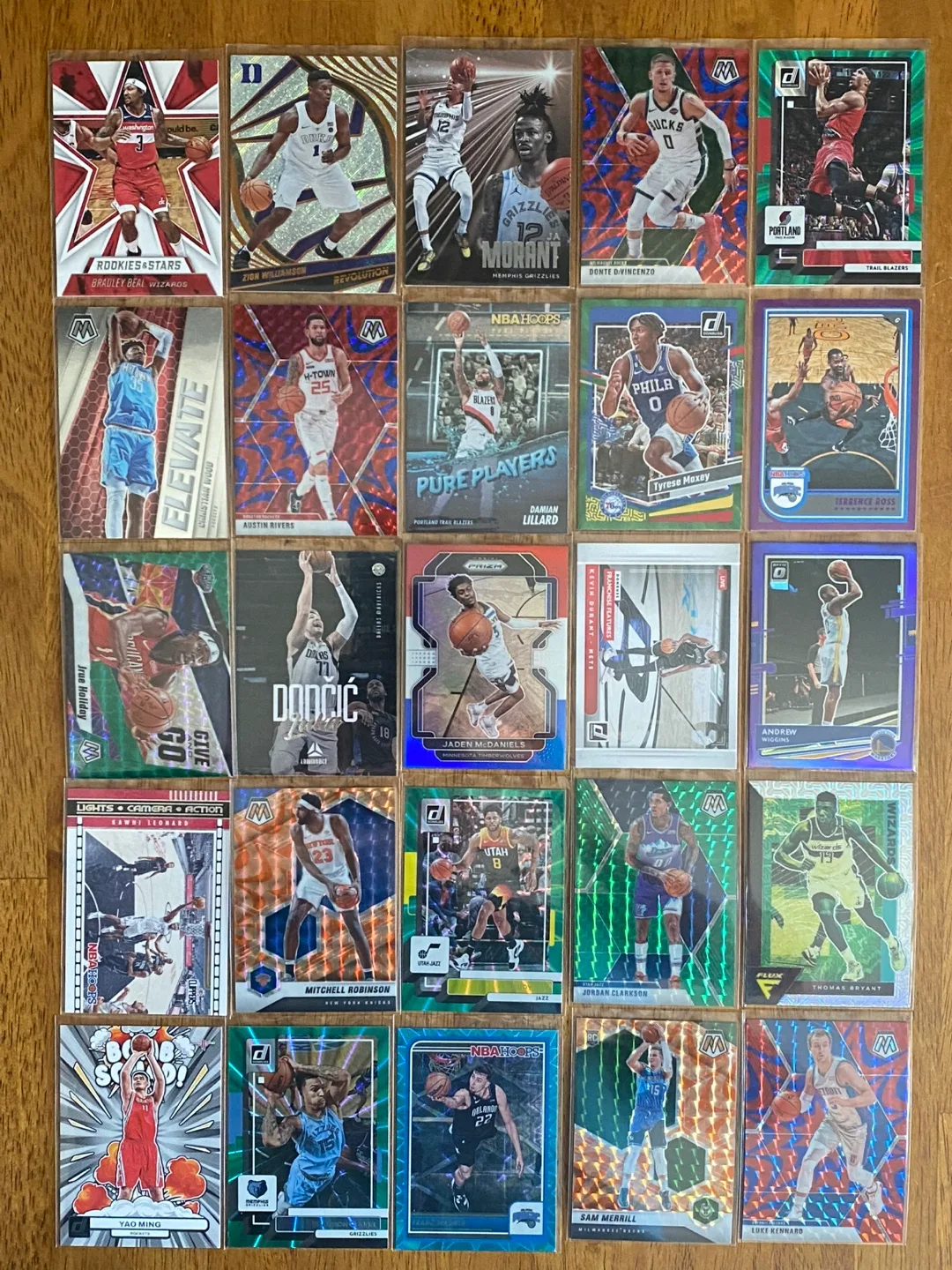 Basketball Trading Cards Lot thumbnail