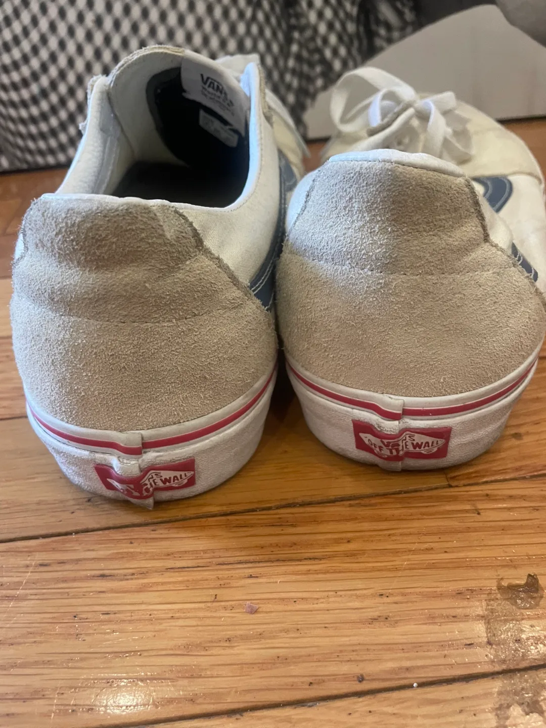 Vans Off The Wall Sneakers image indicator(2)