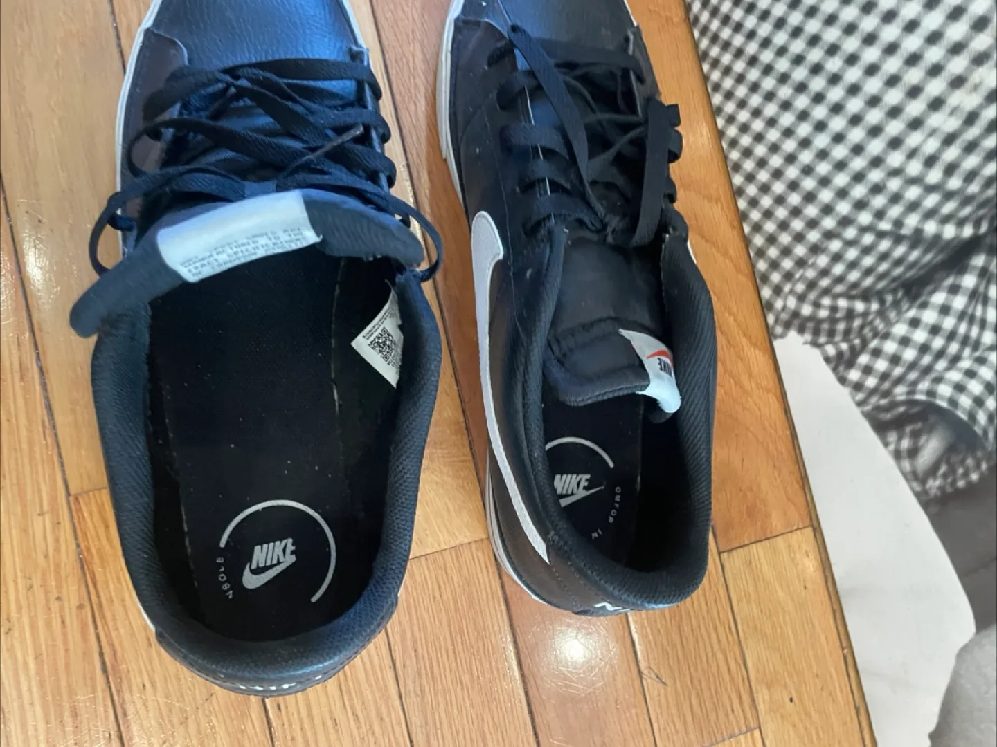 Nike Blazer Mid '77 Black/White Sneakers image indicator(3)