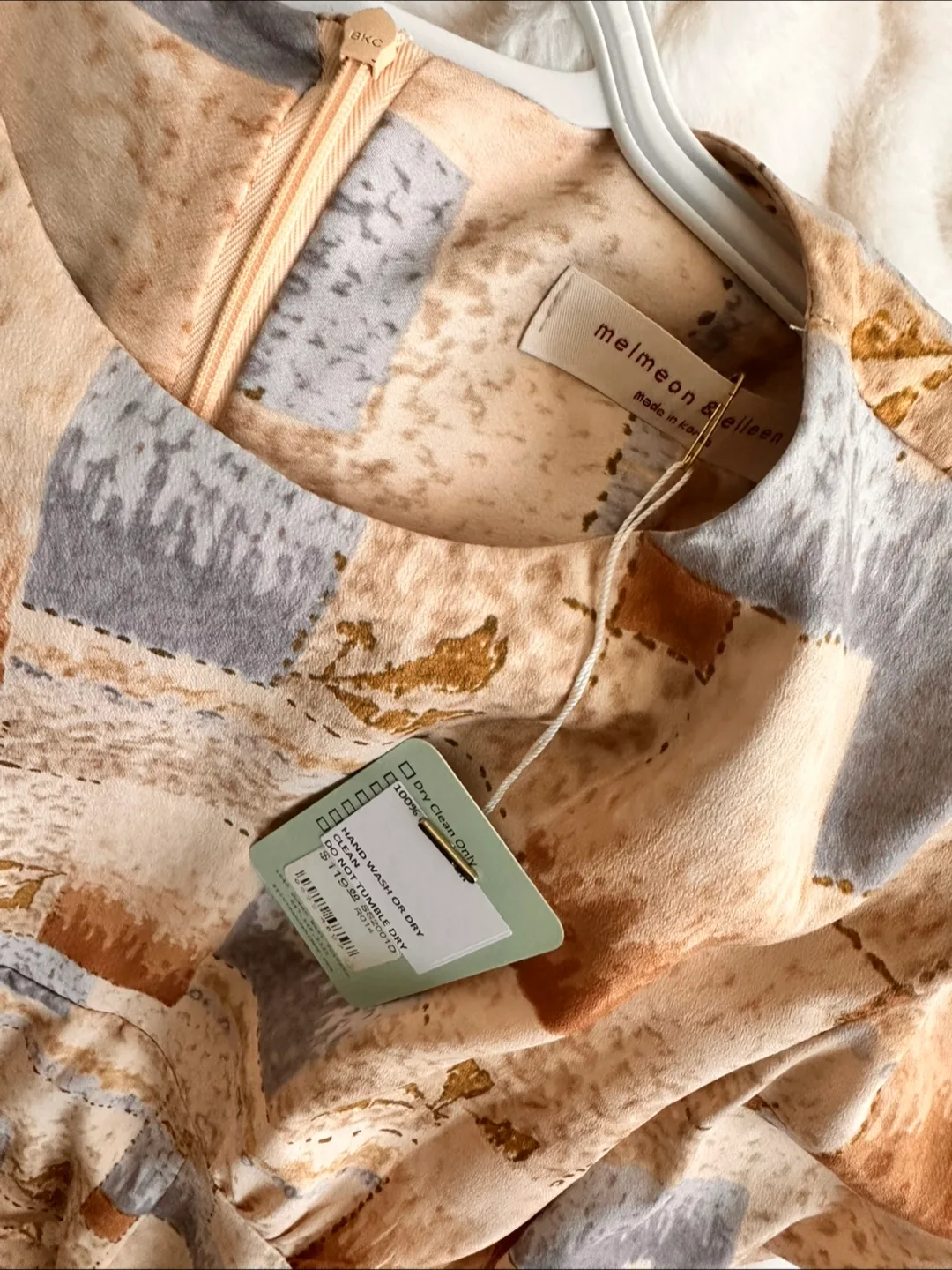 Melmeon & Elleen Dress - Size M image indicator(2)