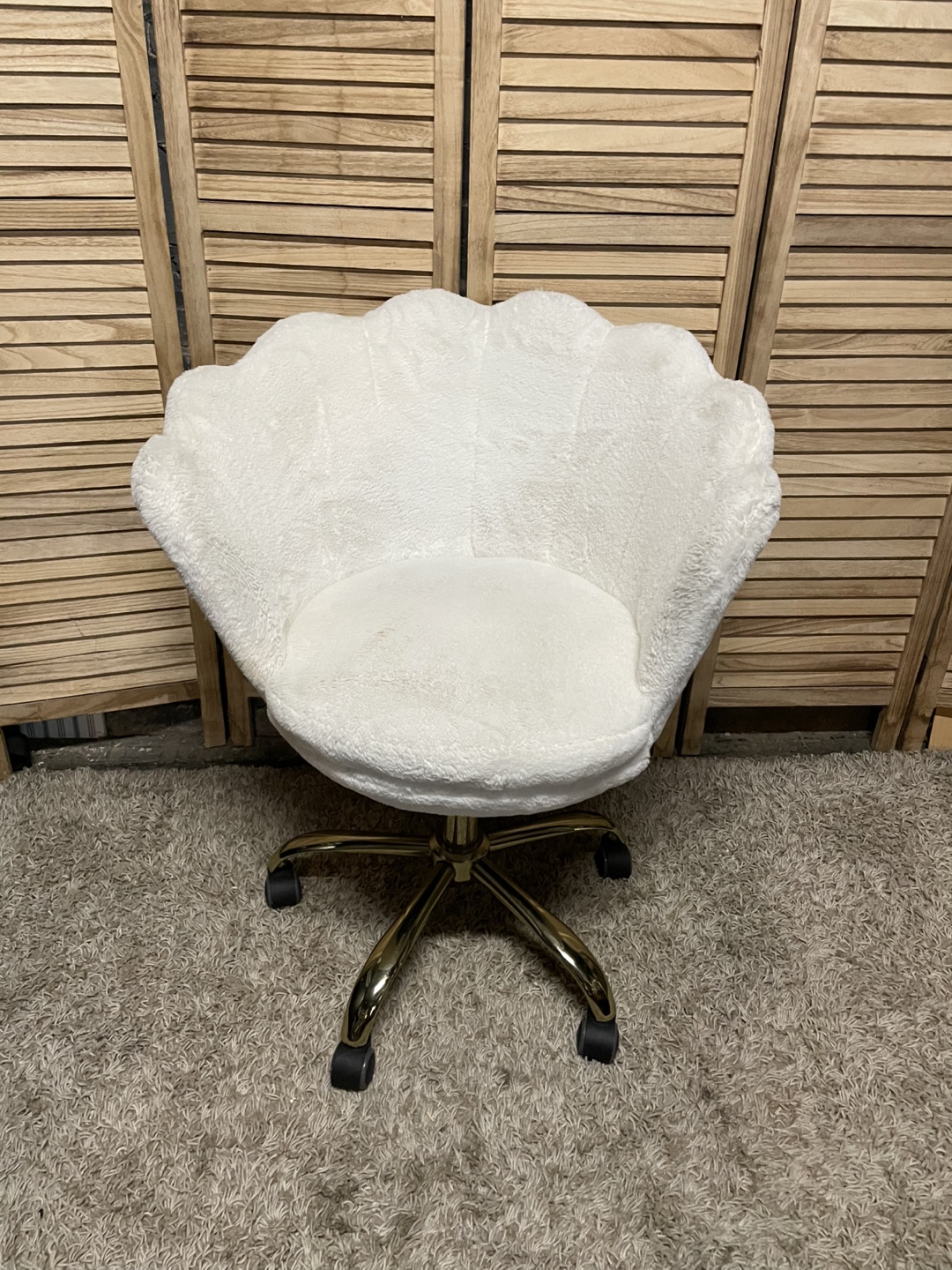 Velvet Swivel Chair
