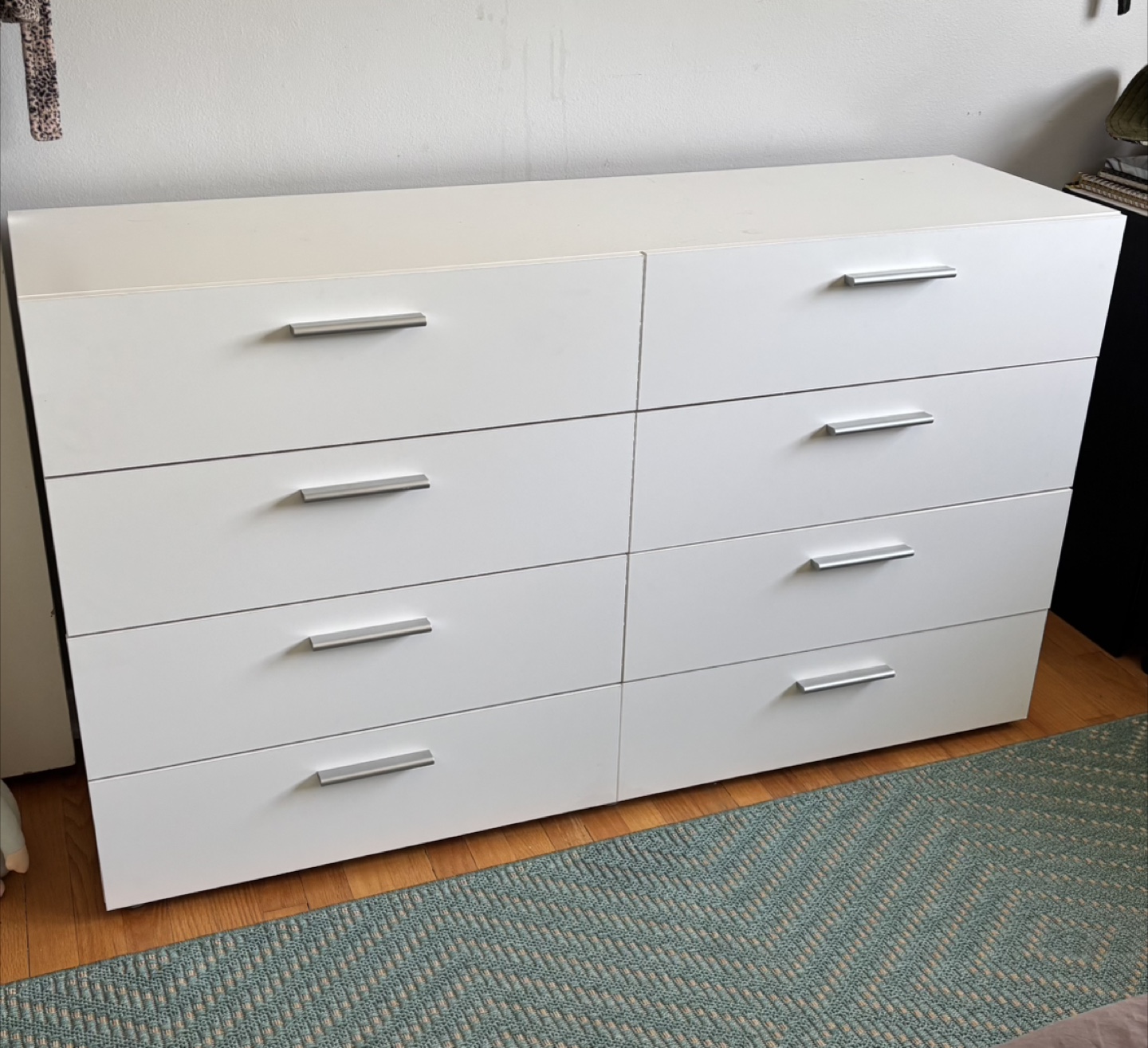 White 6-Drawer Dresser - photo 4
