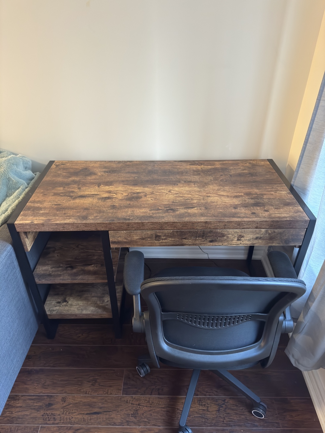 Wood & Metal Desk with Shelves - photo 4