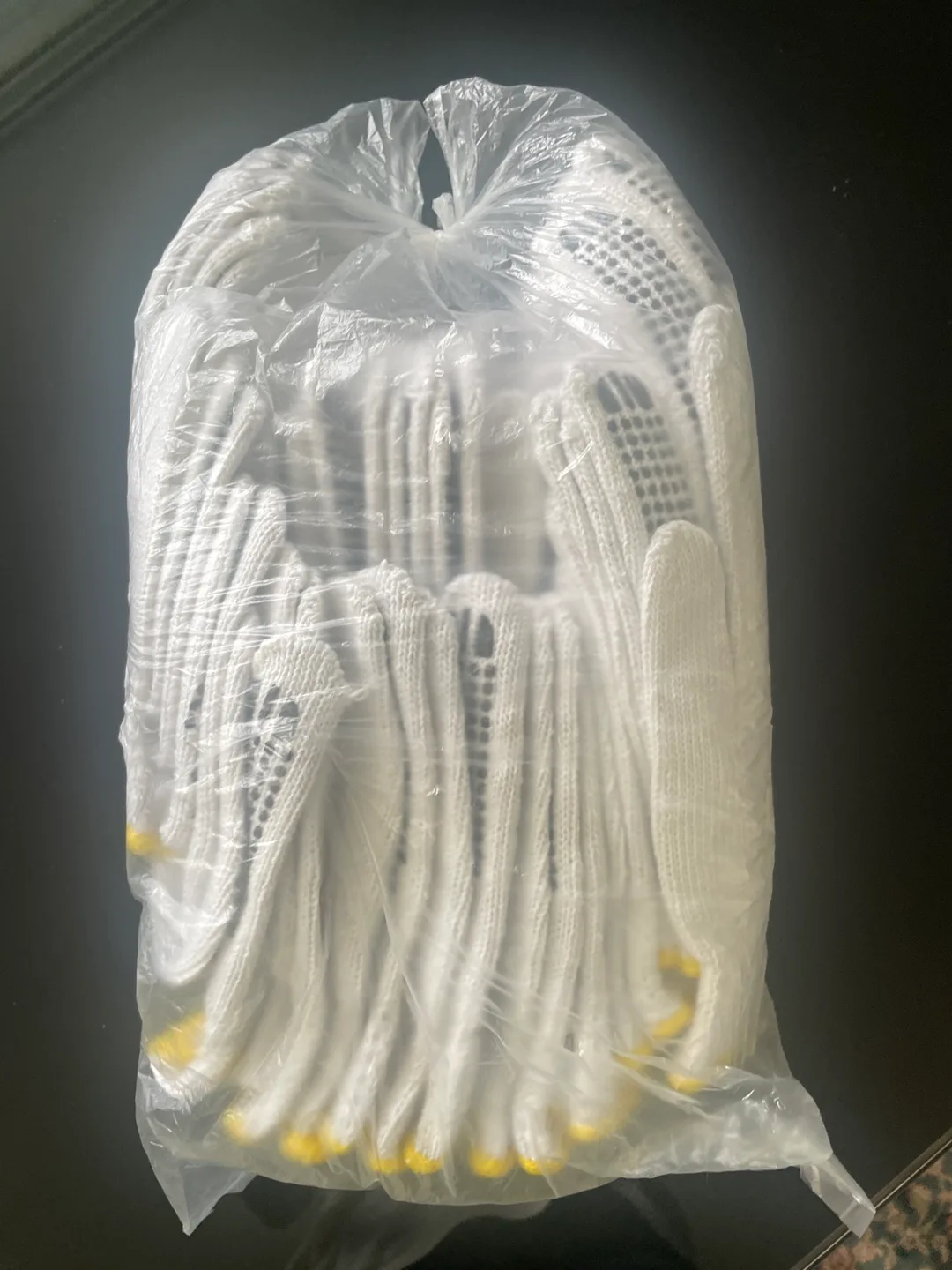 New White Cotton/Polyester Work Gloves image indicator(2)