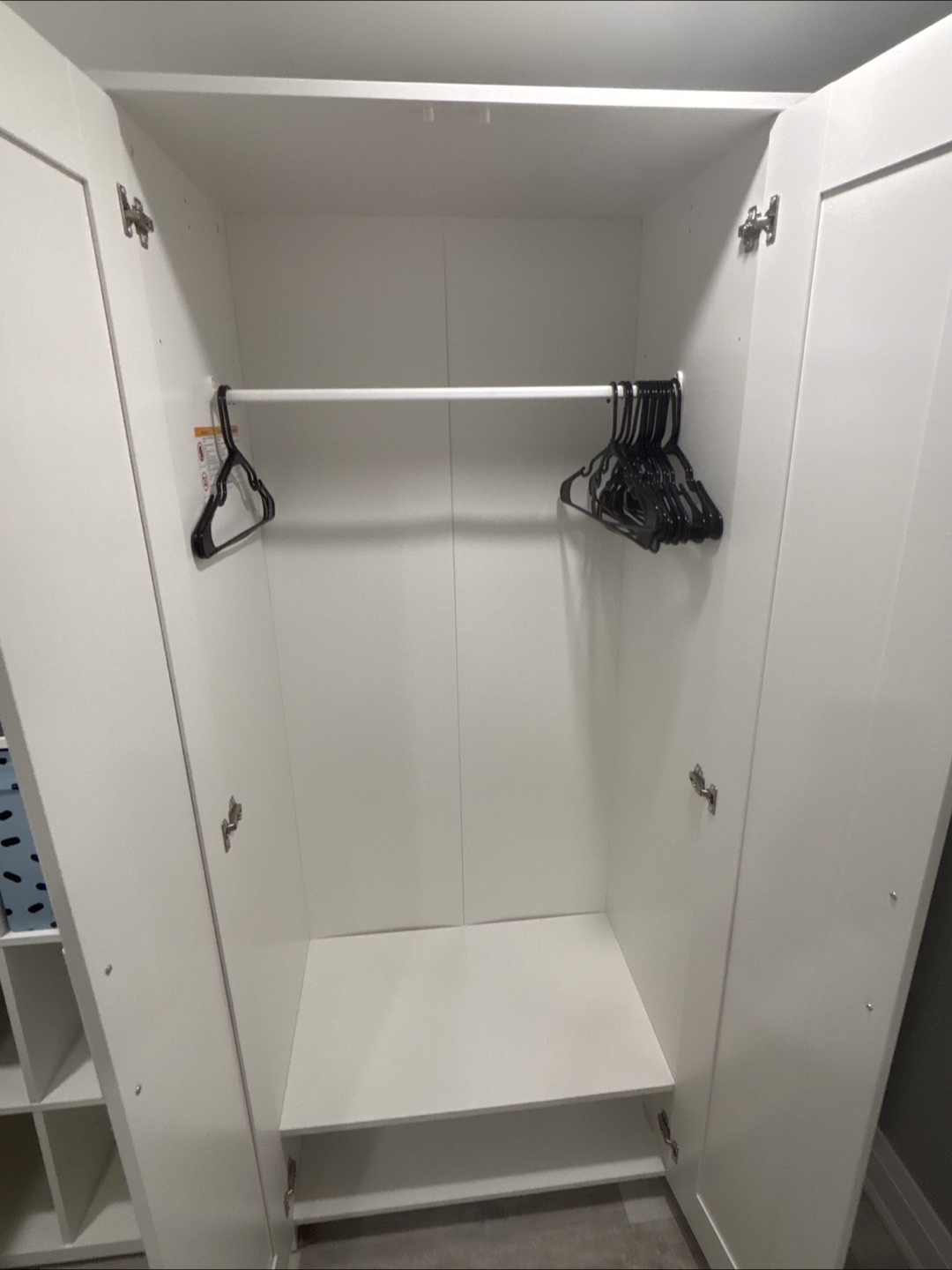 White Wardrobe with Mirror Door - photo 3
