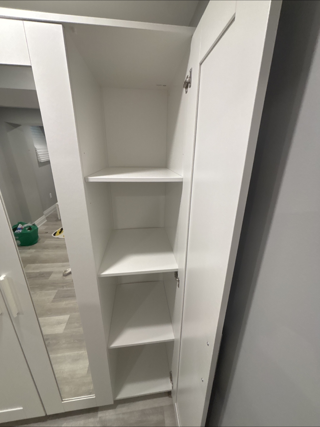 White Wardrobe with Mirror Door - photo 4