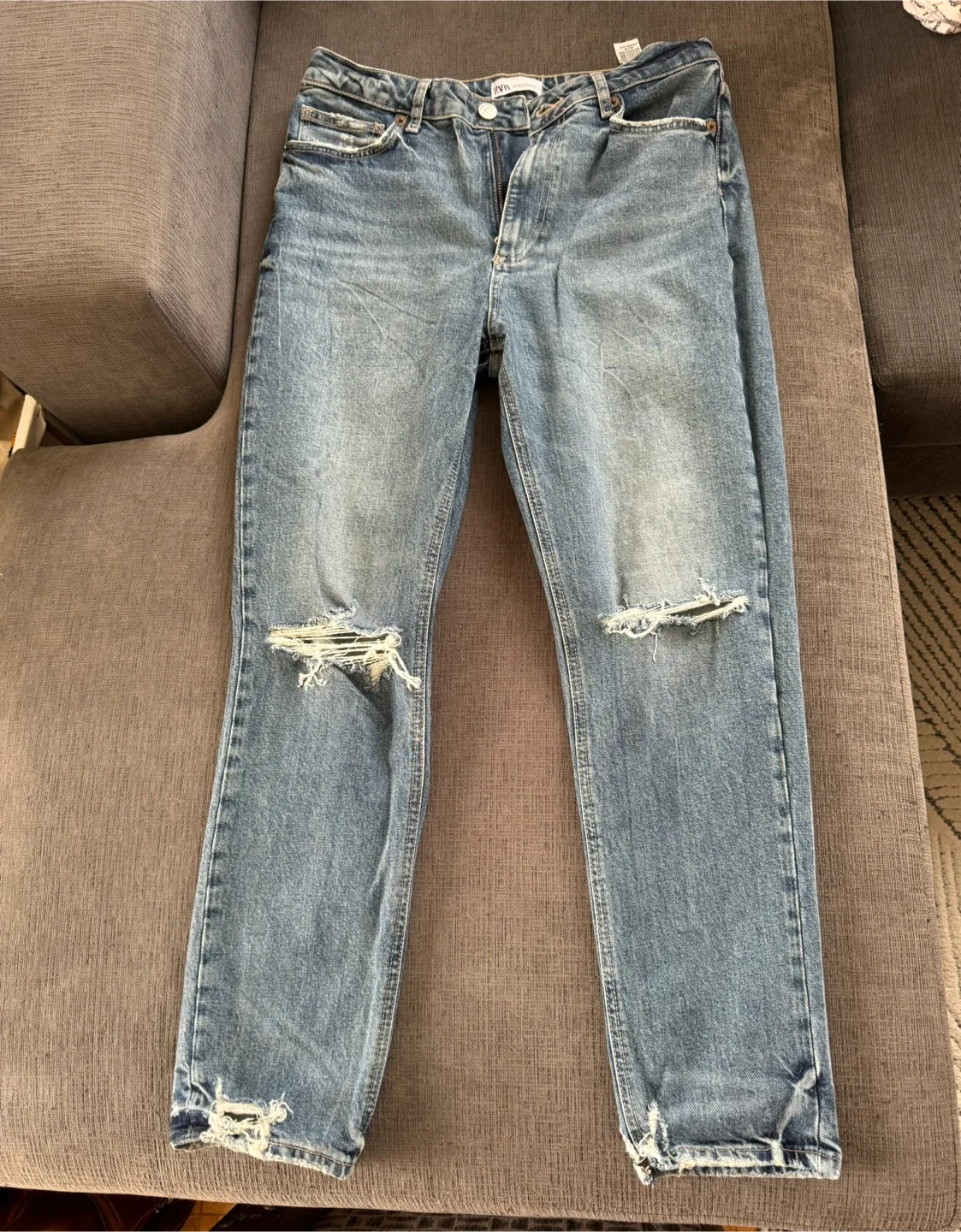 Zara Straight Fit Ripped Jeans - Size 10 image indicator(2)