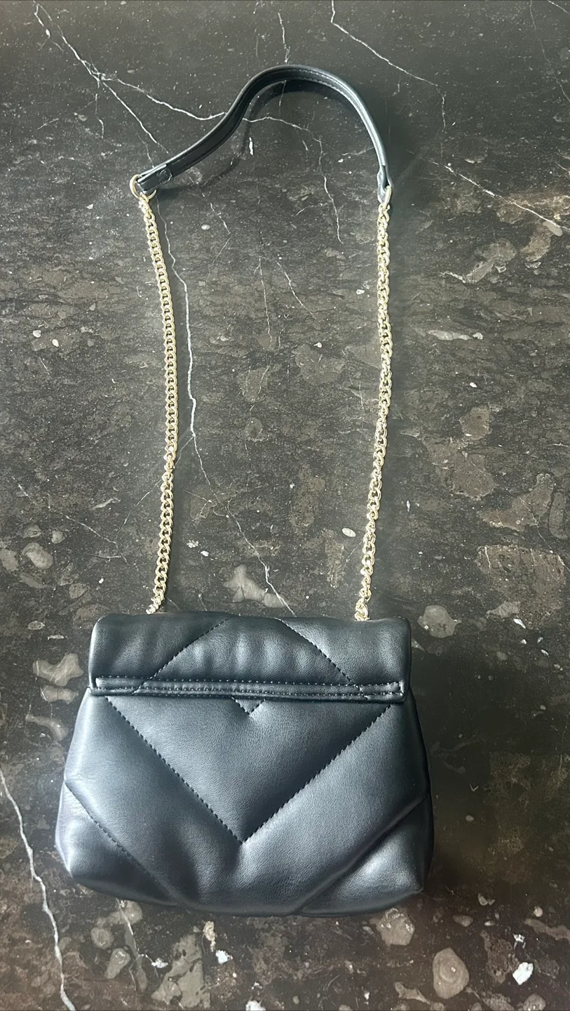 Zara Mini Black Quilted Shoulder Bag image indicator(2)