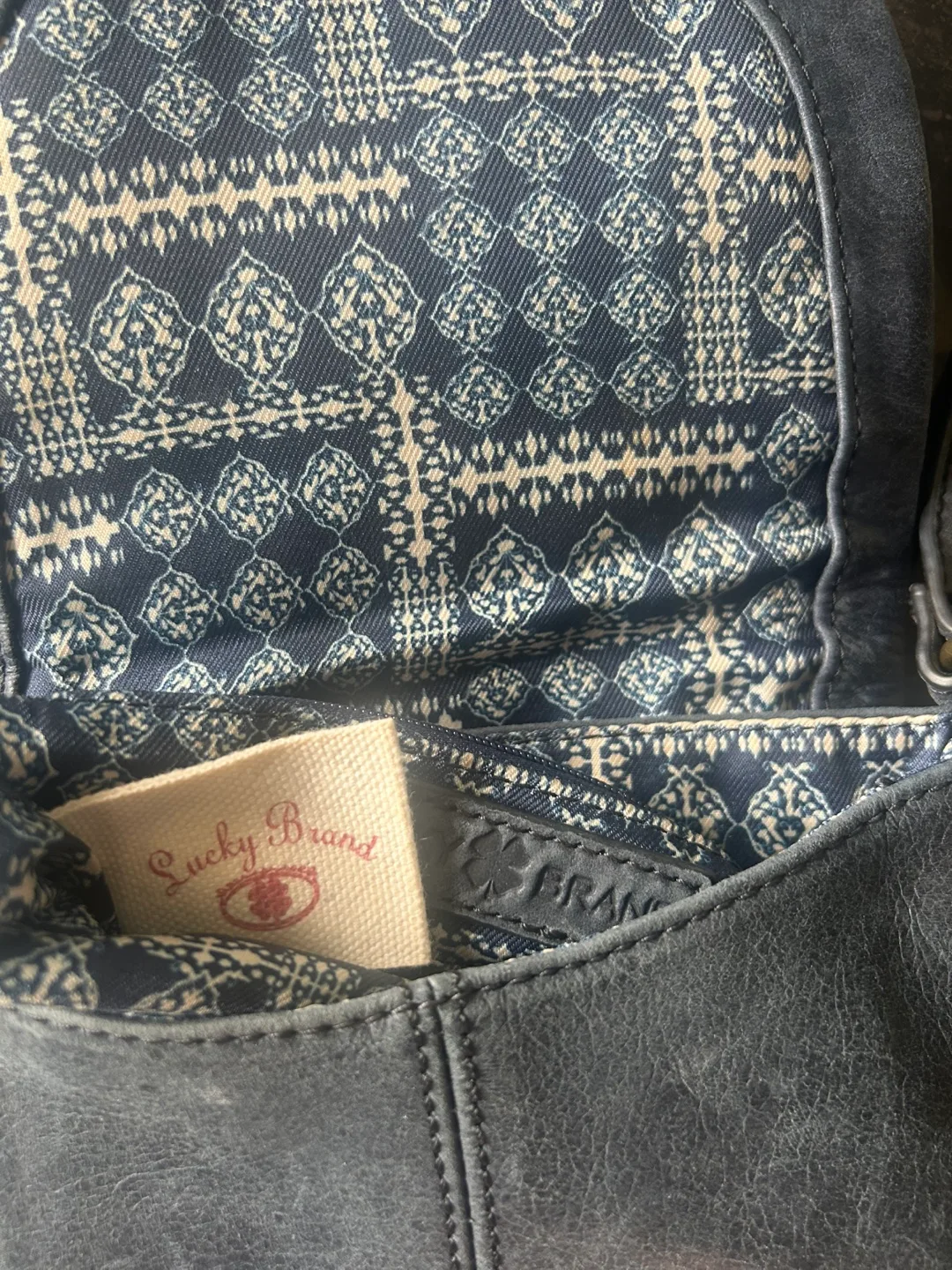 Lucky Brand Leather Bag image indicator(5)