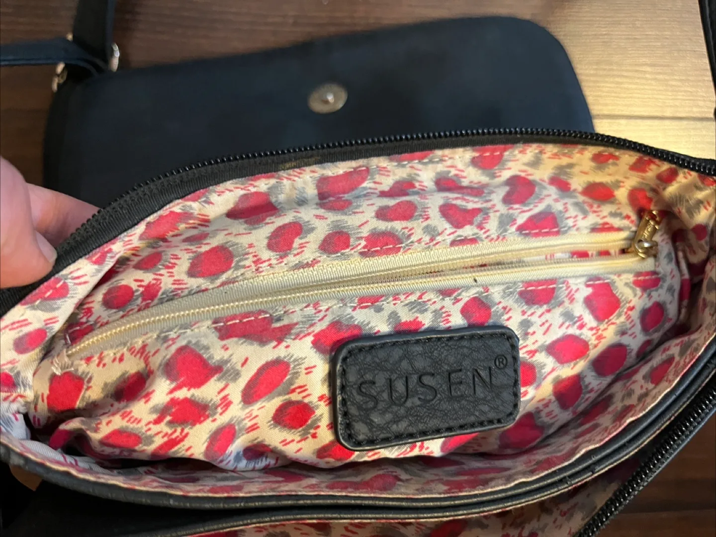 Susen black quilted faux leather crossbody with bow detail image indicator(5)