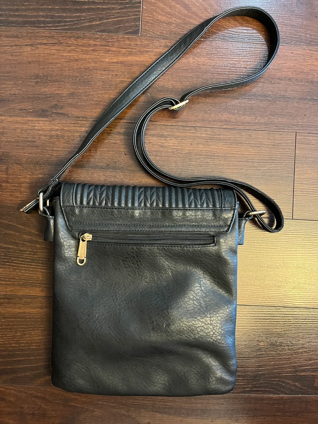 Susen black quilted faux leather crossbody with bow detail image indicator(2)