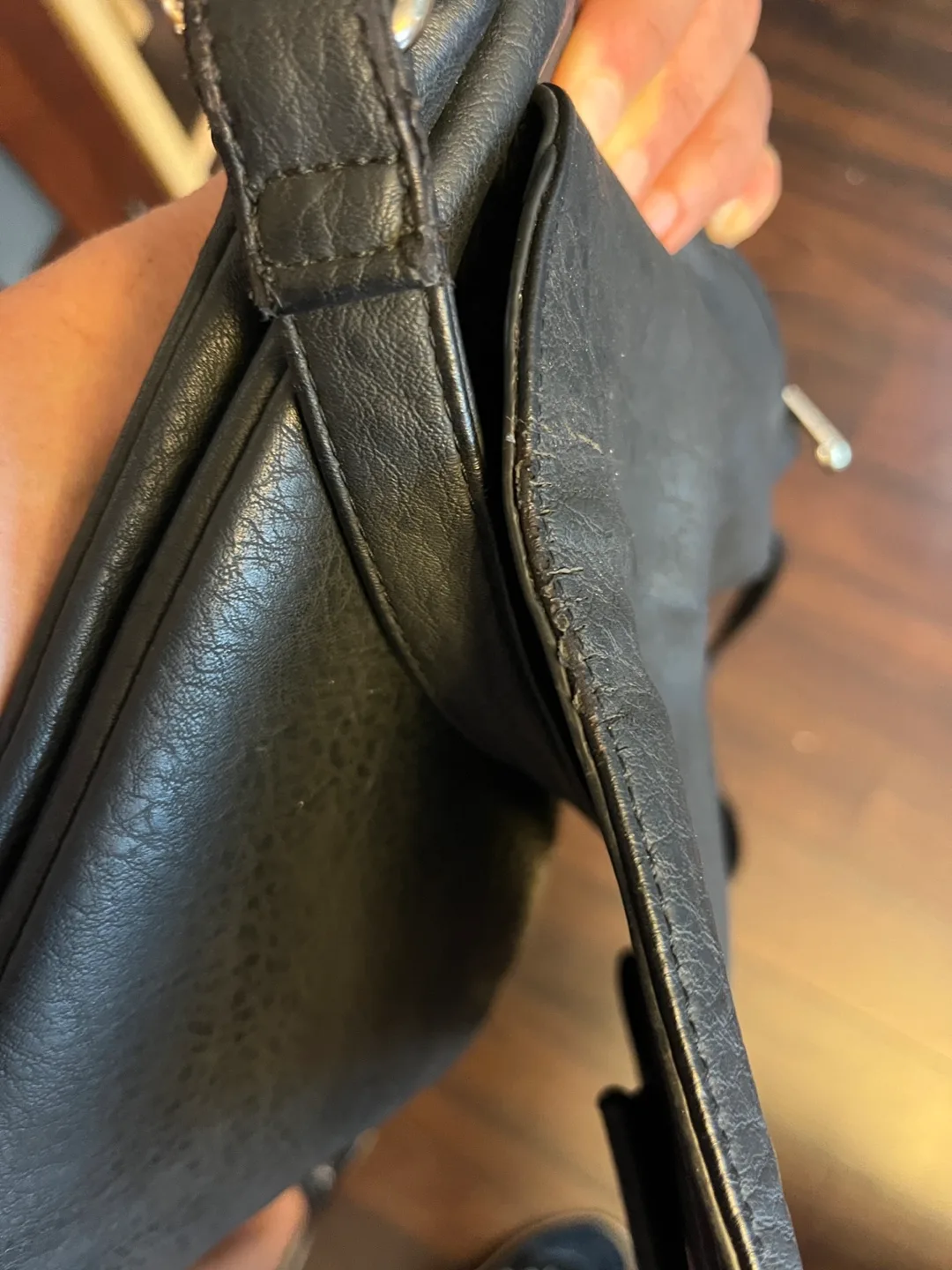 Susen black quilted faux leather crossbody with bow detail image indicator(9)