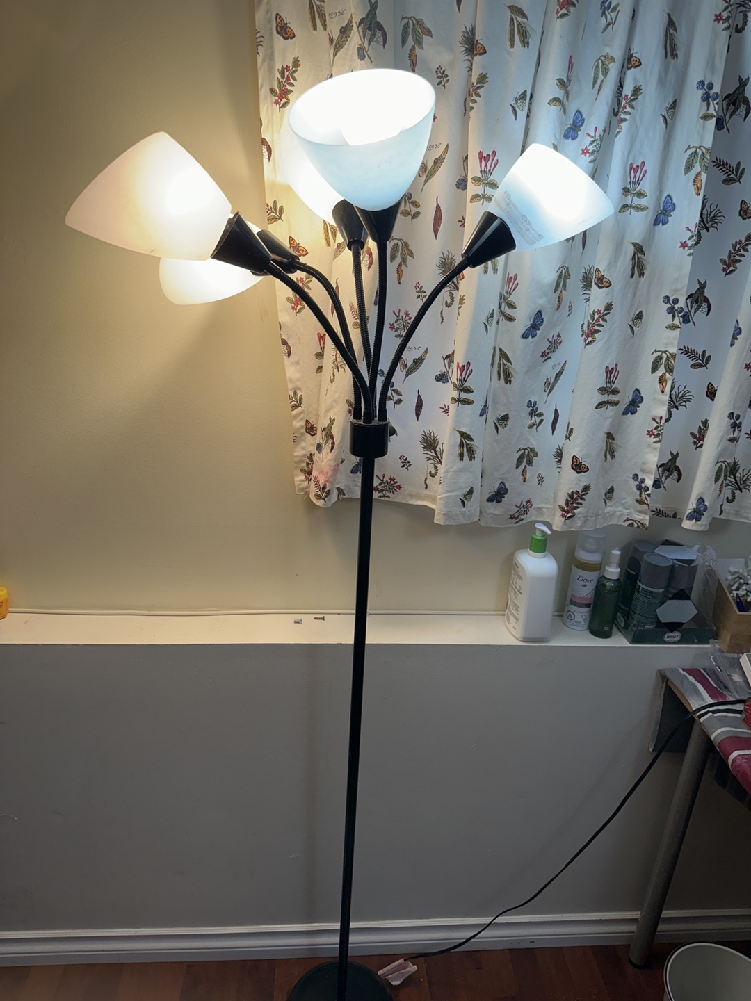 Black Floor Lamp with 5 Lights