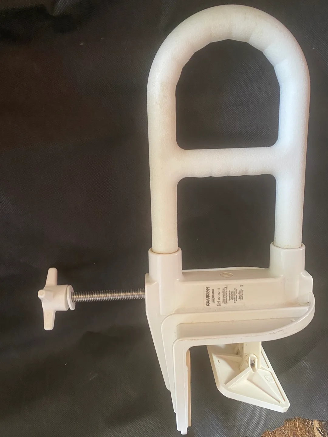 Guardian Signature Bath Tub Rail image indicator(3)