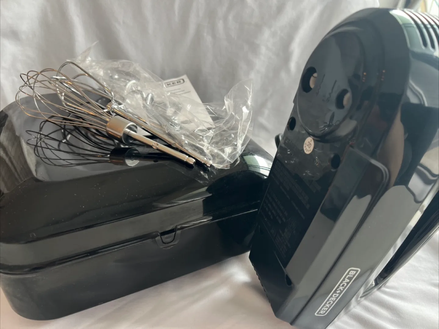 Black + Decker Hand Mixer image indicator(6)