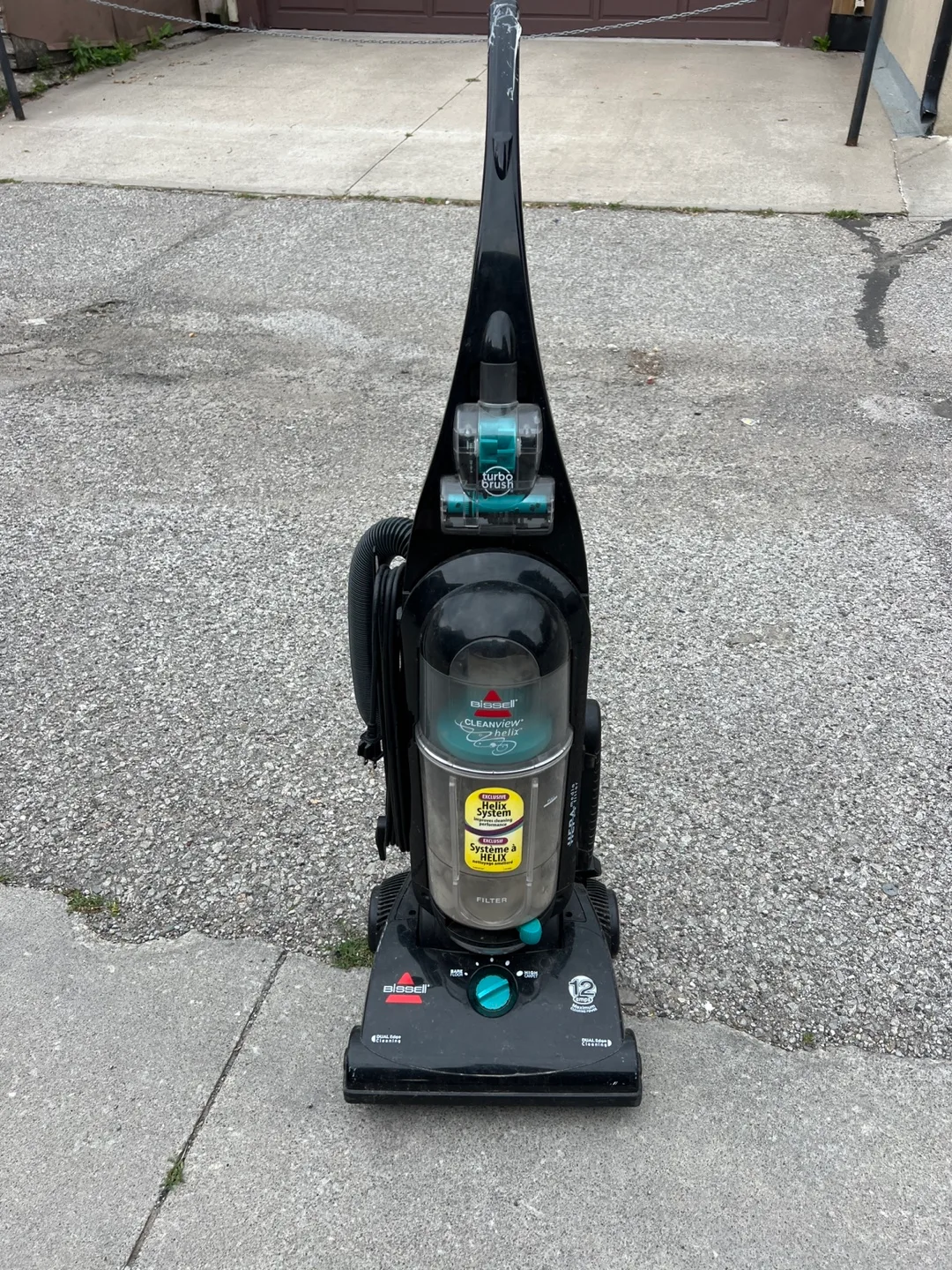Bissell CleanView Helix Vacuum thumbnail