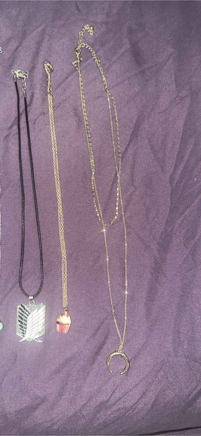 Anime and other necklaces - photo 3