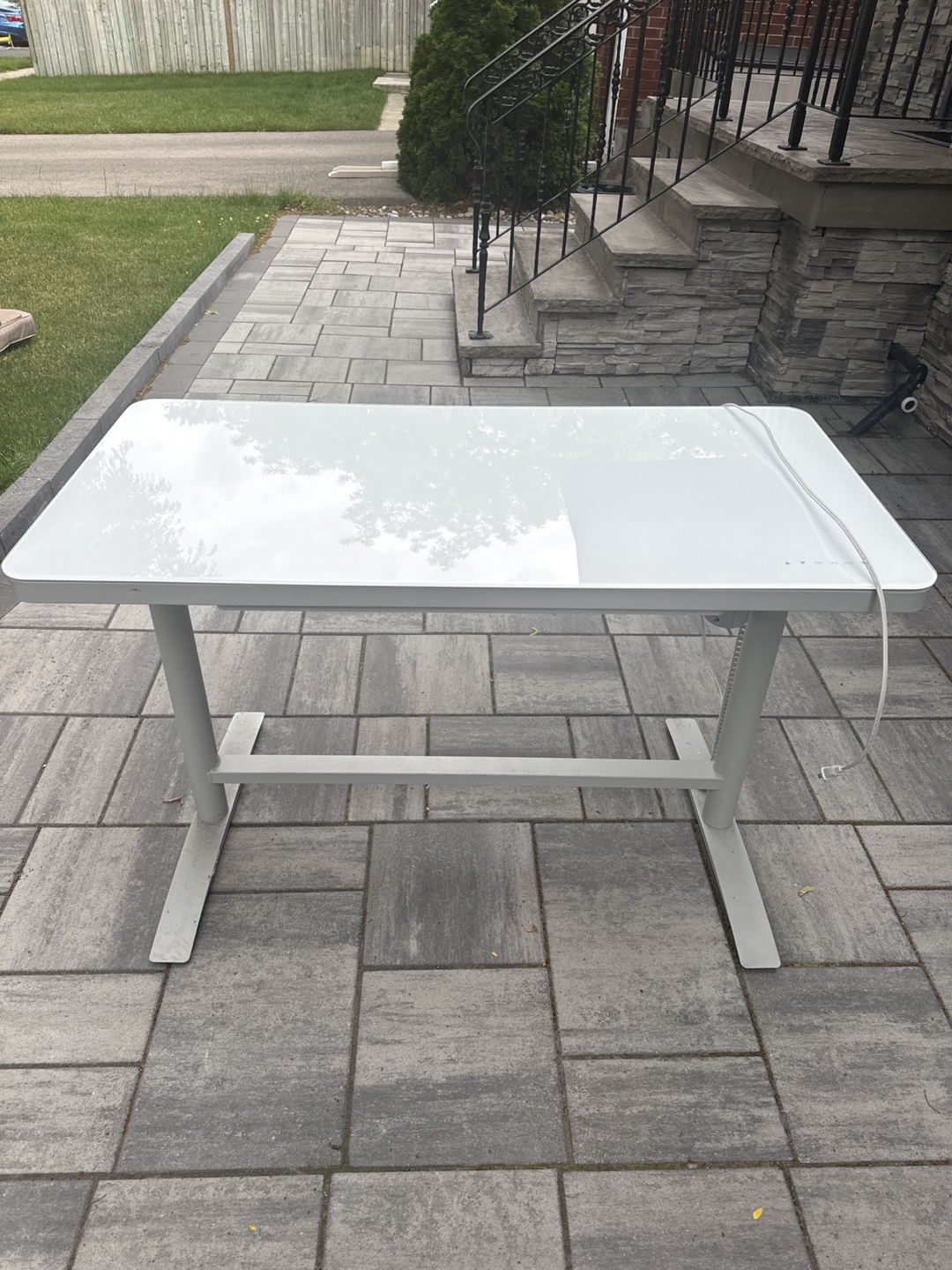 White Adjustable Standing Desk