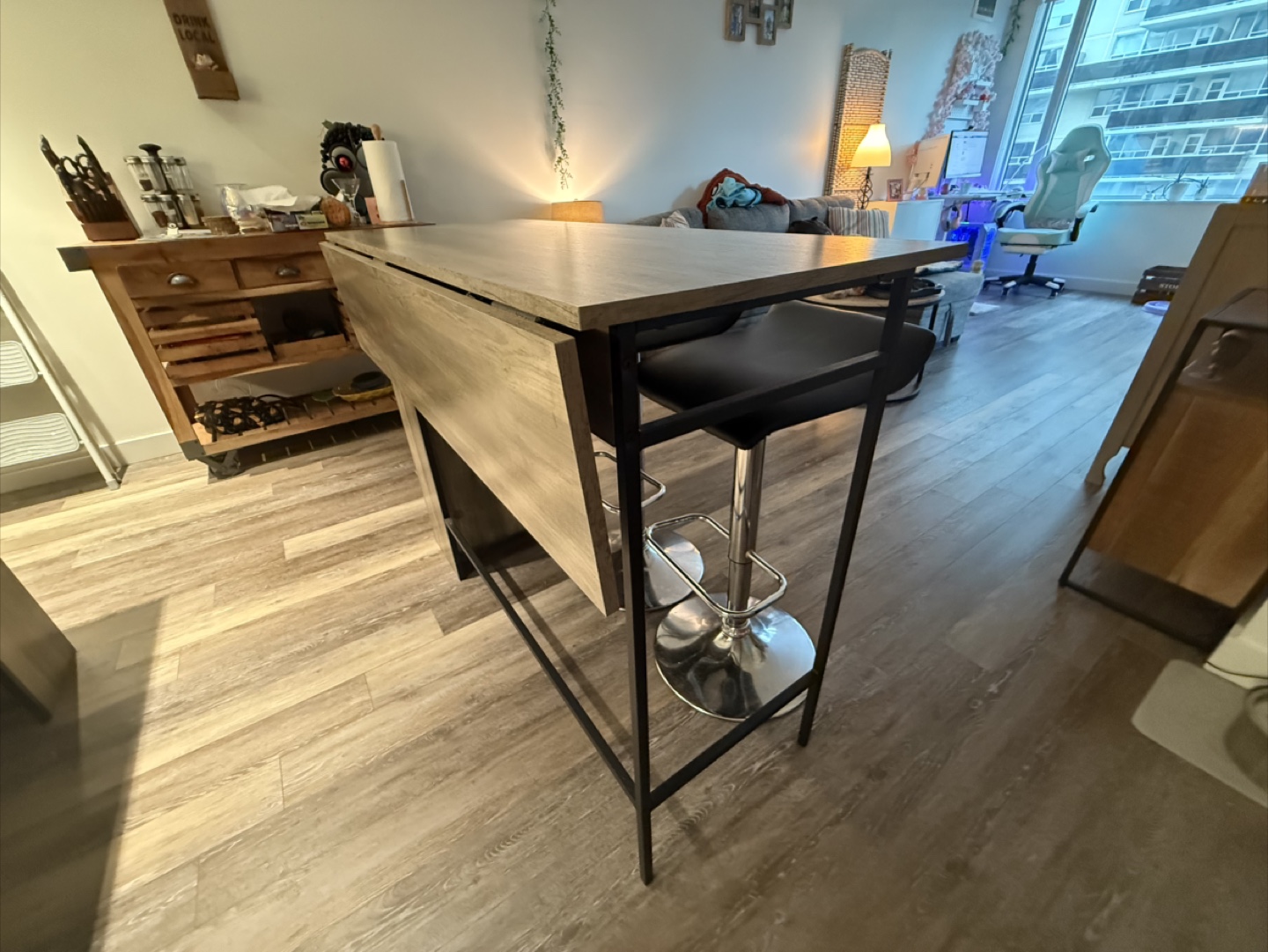 Kitchen Island with fold out leaf - photo 5