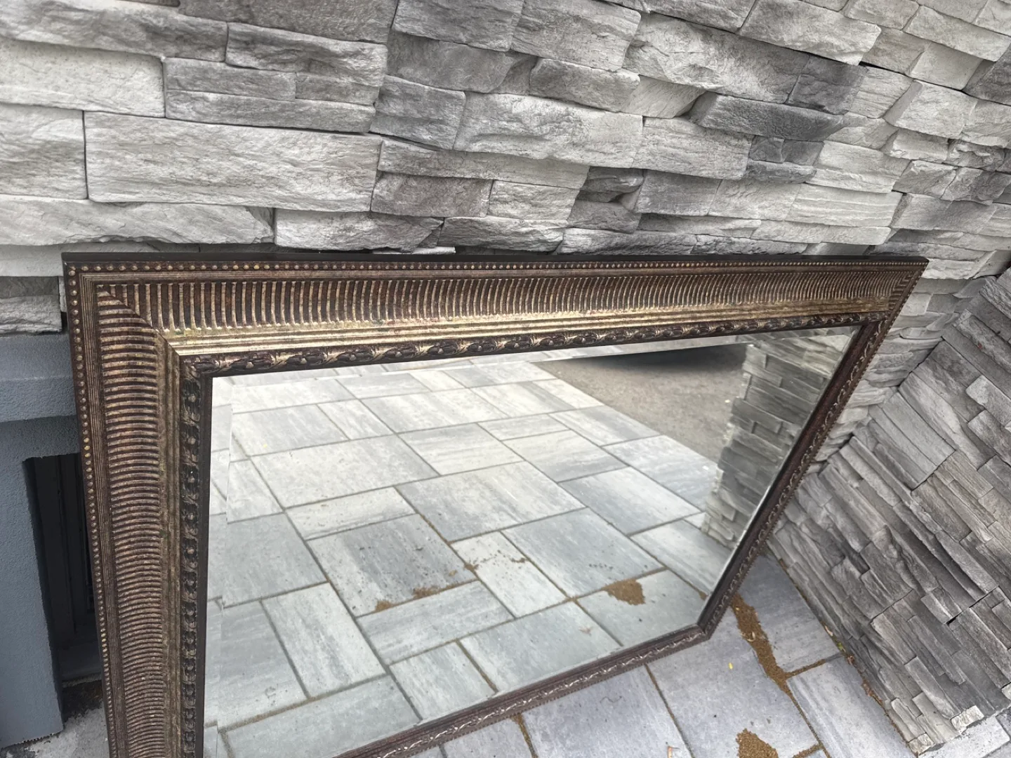 Large Framed Wall Mirror image indicator(2)