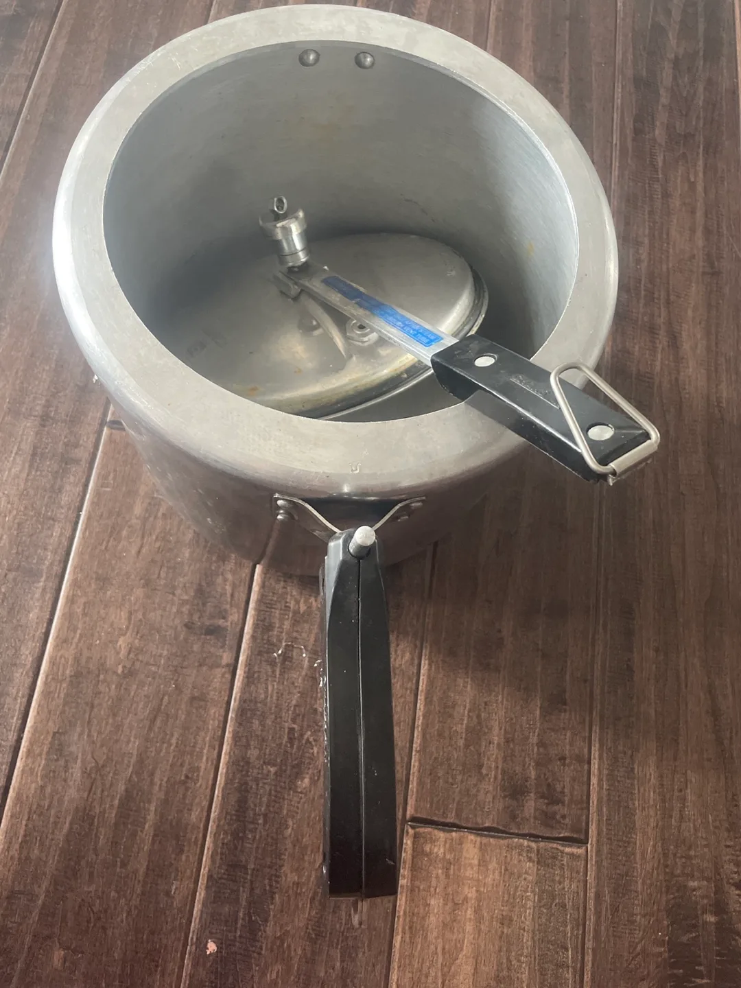 Chakson 12 L Pressure Cooker thumbnail