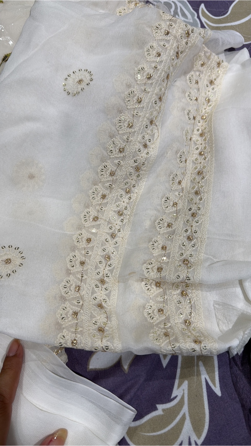Embroidered White Dress Material suit - photo 4