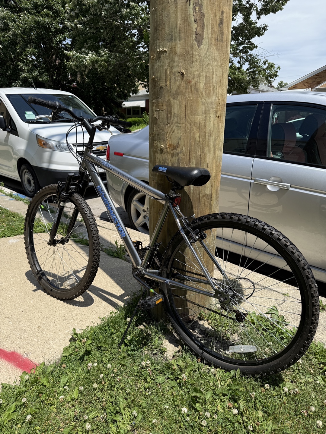 Bicycle for sale Roadmaster Granite Peak Mountain Bike - photo 2