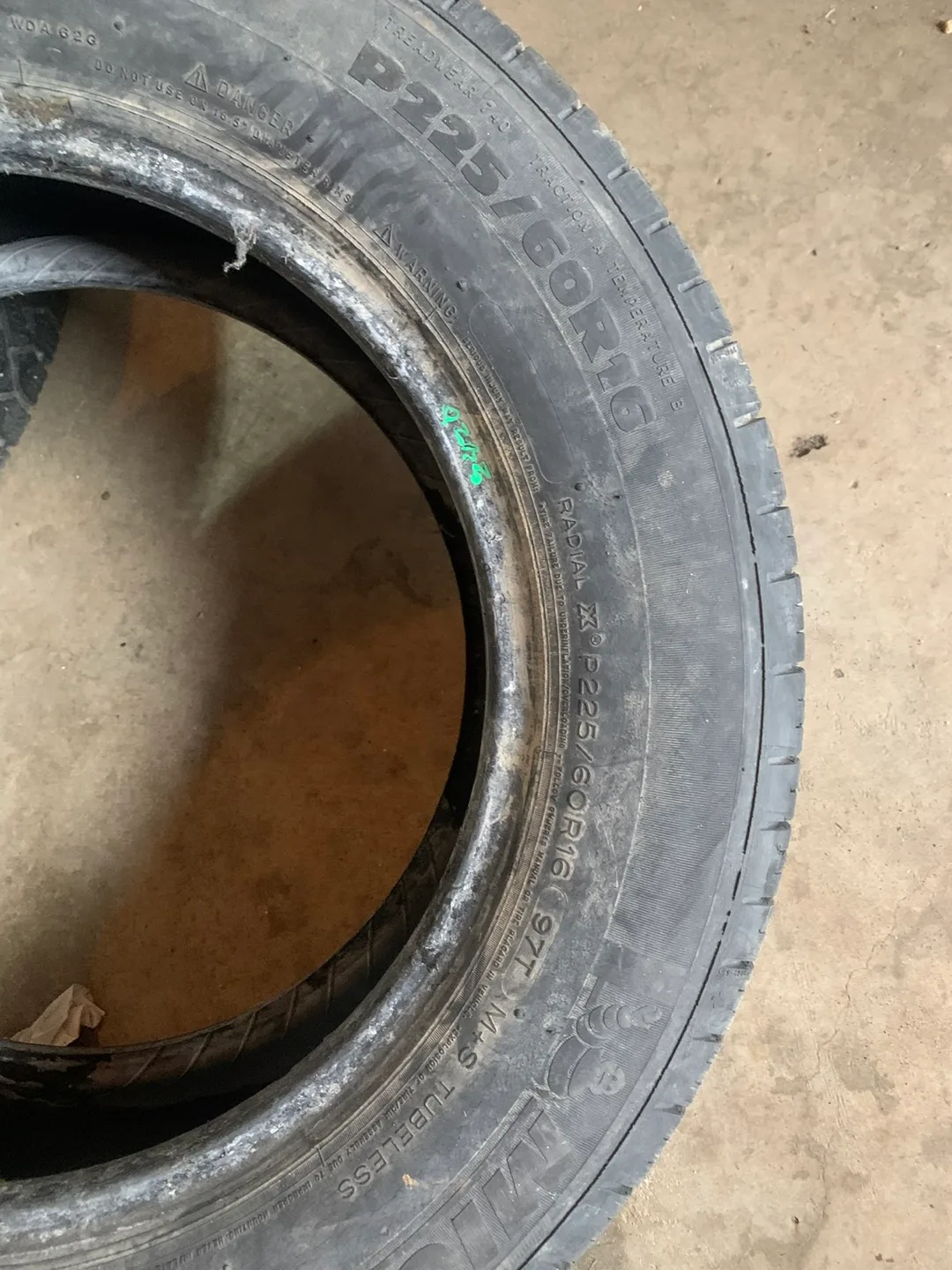 P225/60R16 Tire thumbnail
