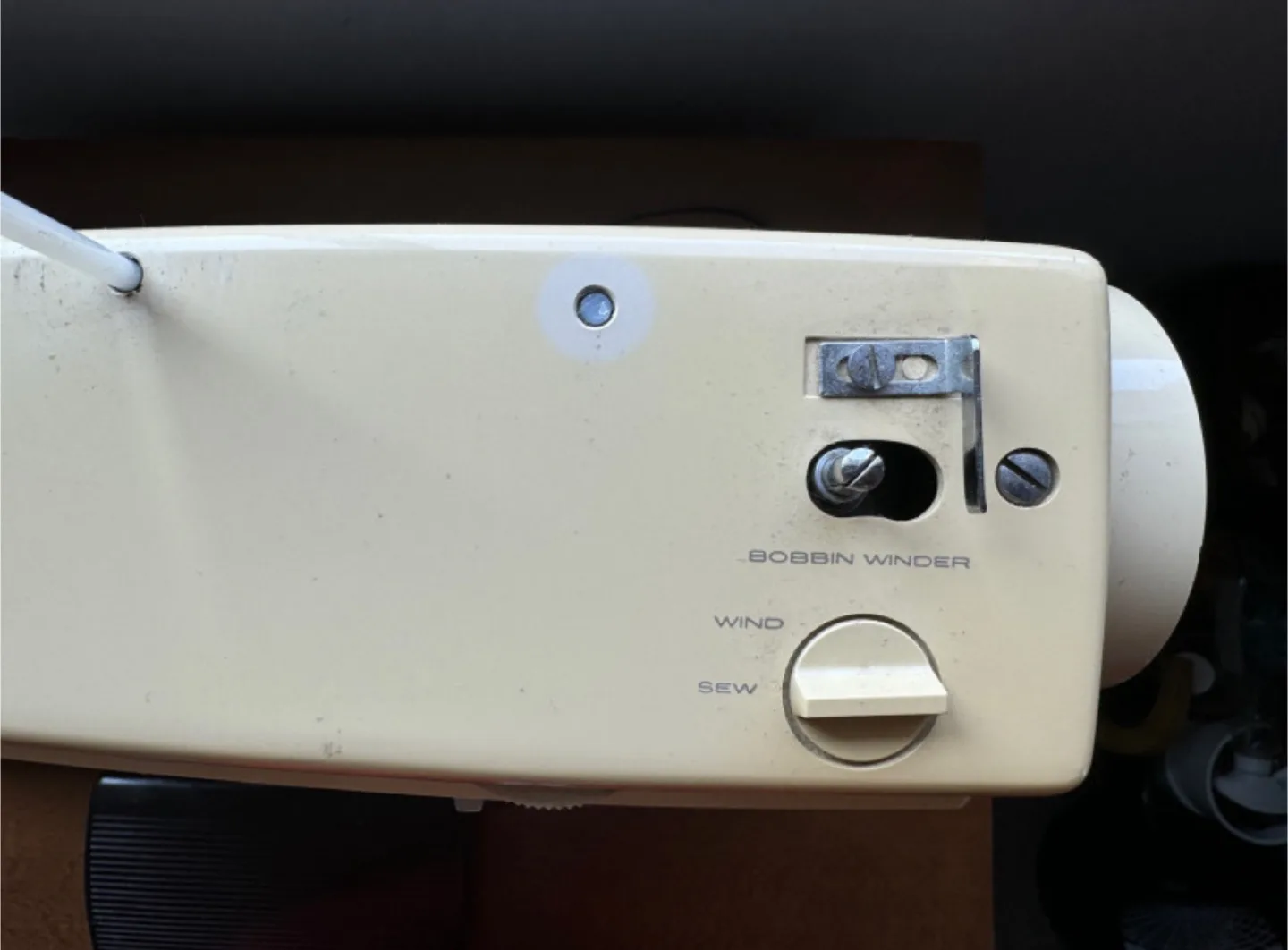 Singer Stylist 513 Sewing Machine image indicator(6)