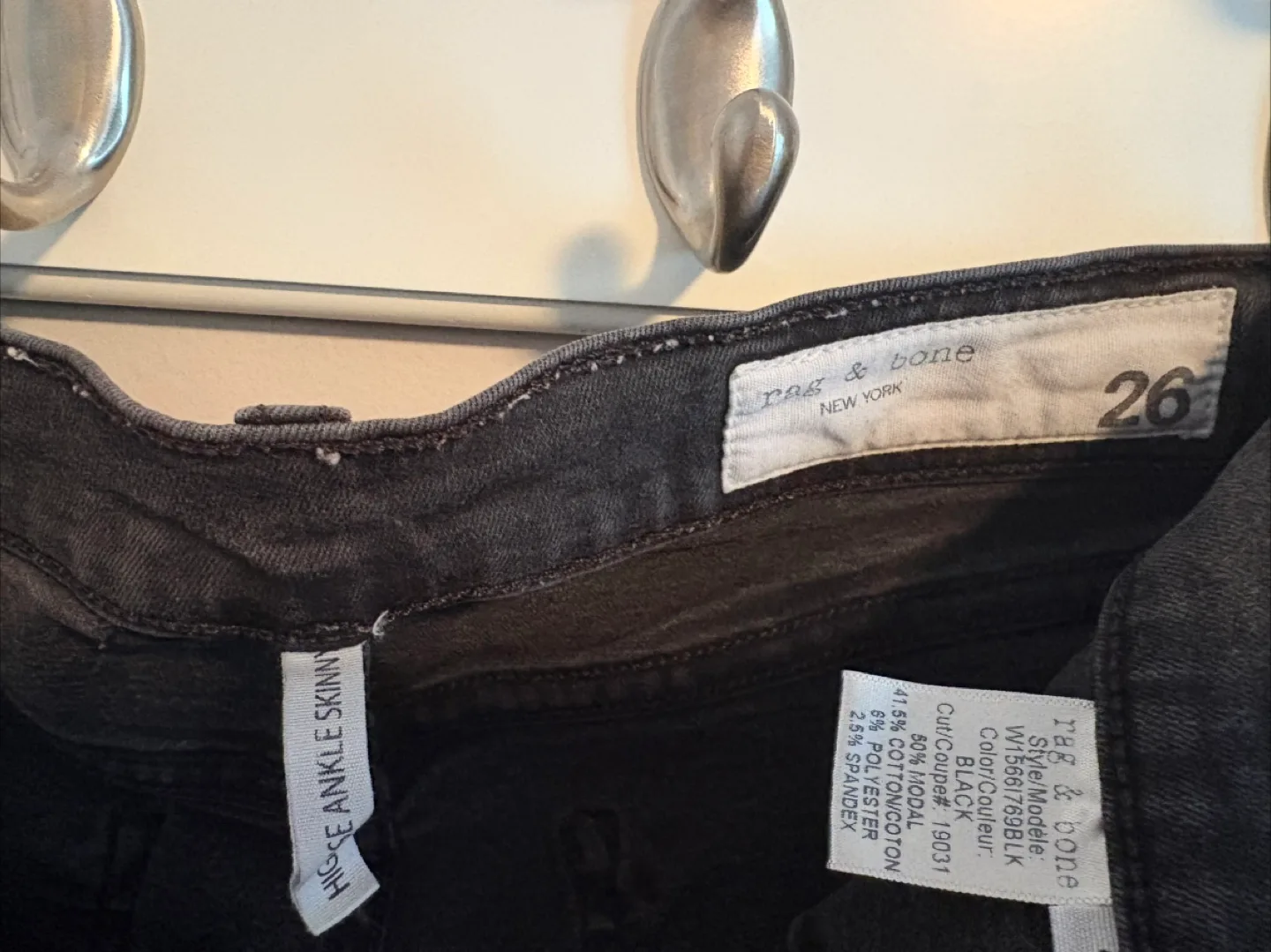 Rag & Bone High Rise Ankle Skinny Jeans - Size 26 image indicator(3)