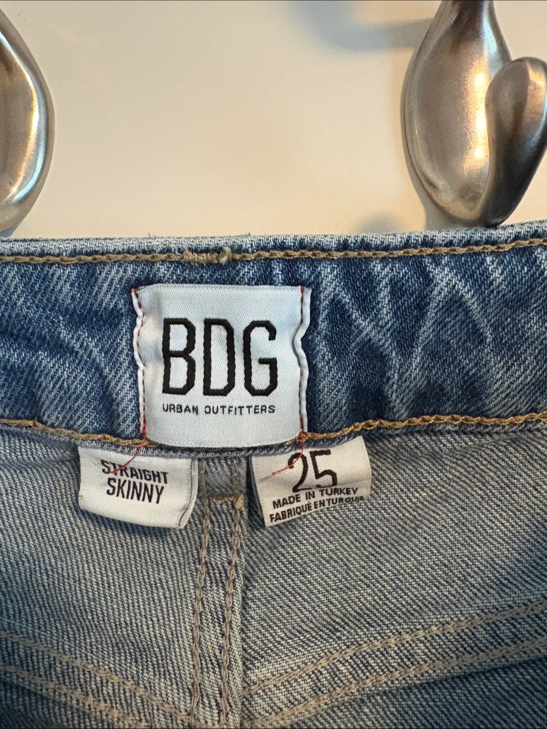 BDG Urban Outfitters Straight Skinny Jeans - Size 25 image indicator(3)
