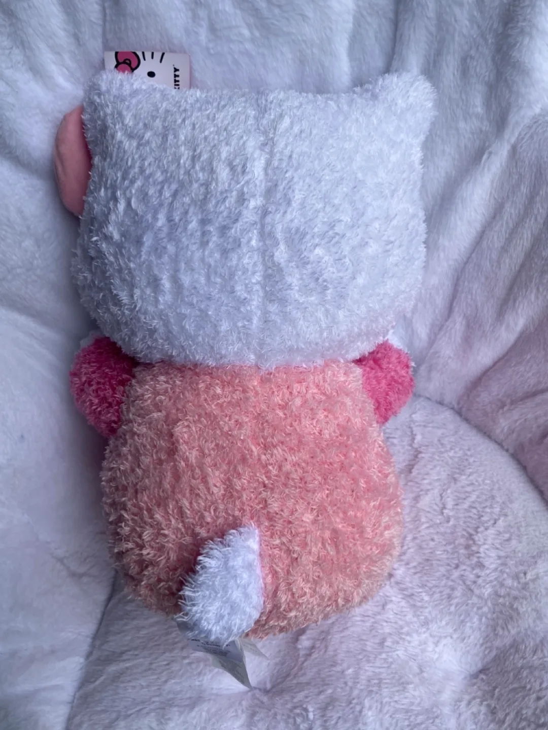 NEW! Large Hello Kitty Plush Toy with Tags! image indicator(5)
