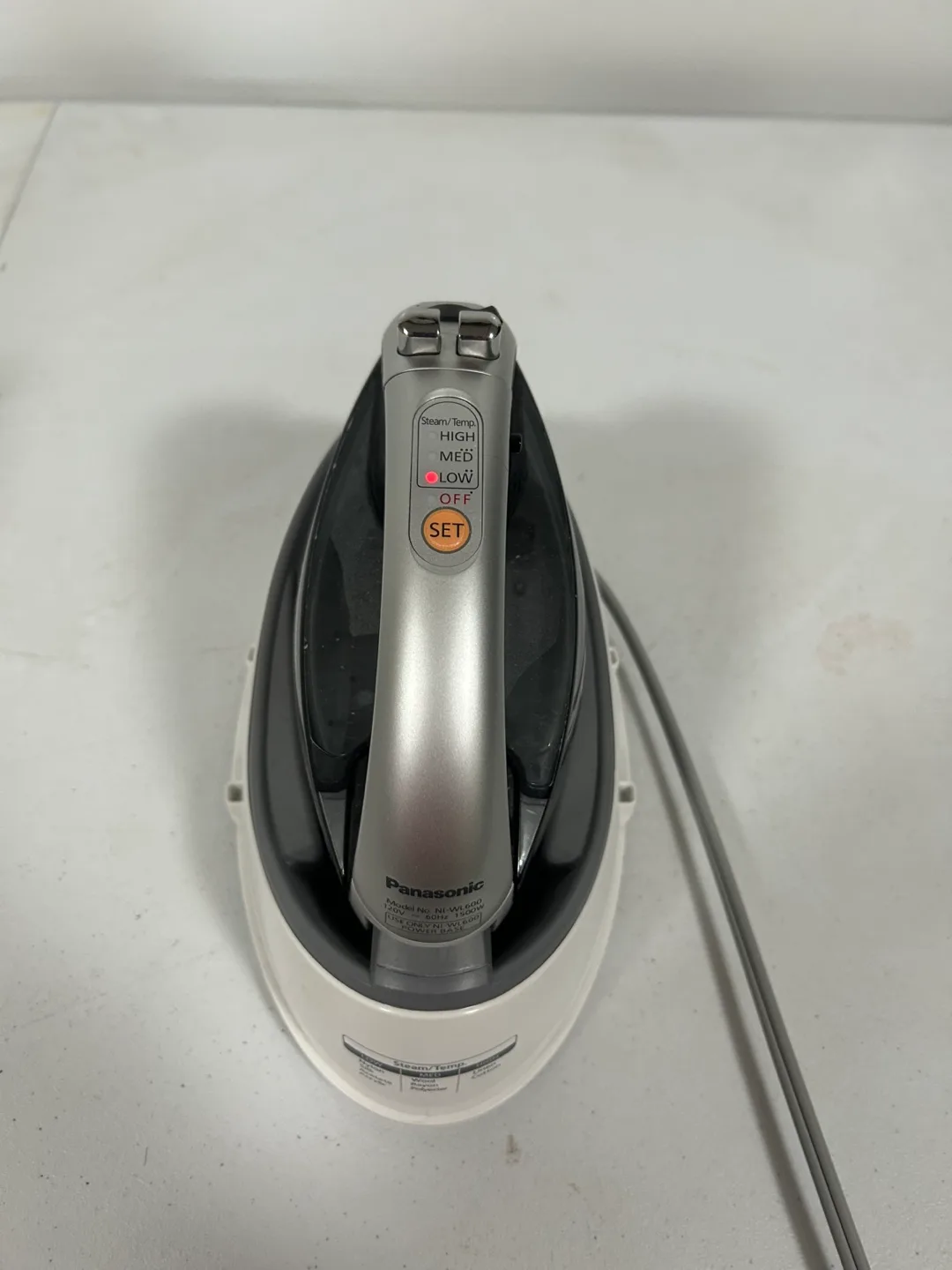 Panasonic NI-WL600 Cordless Iron thumbnail