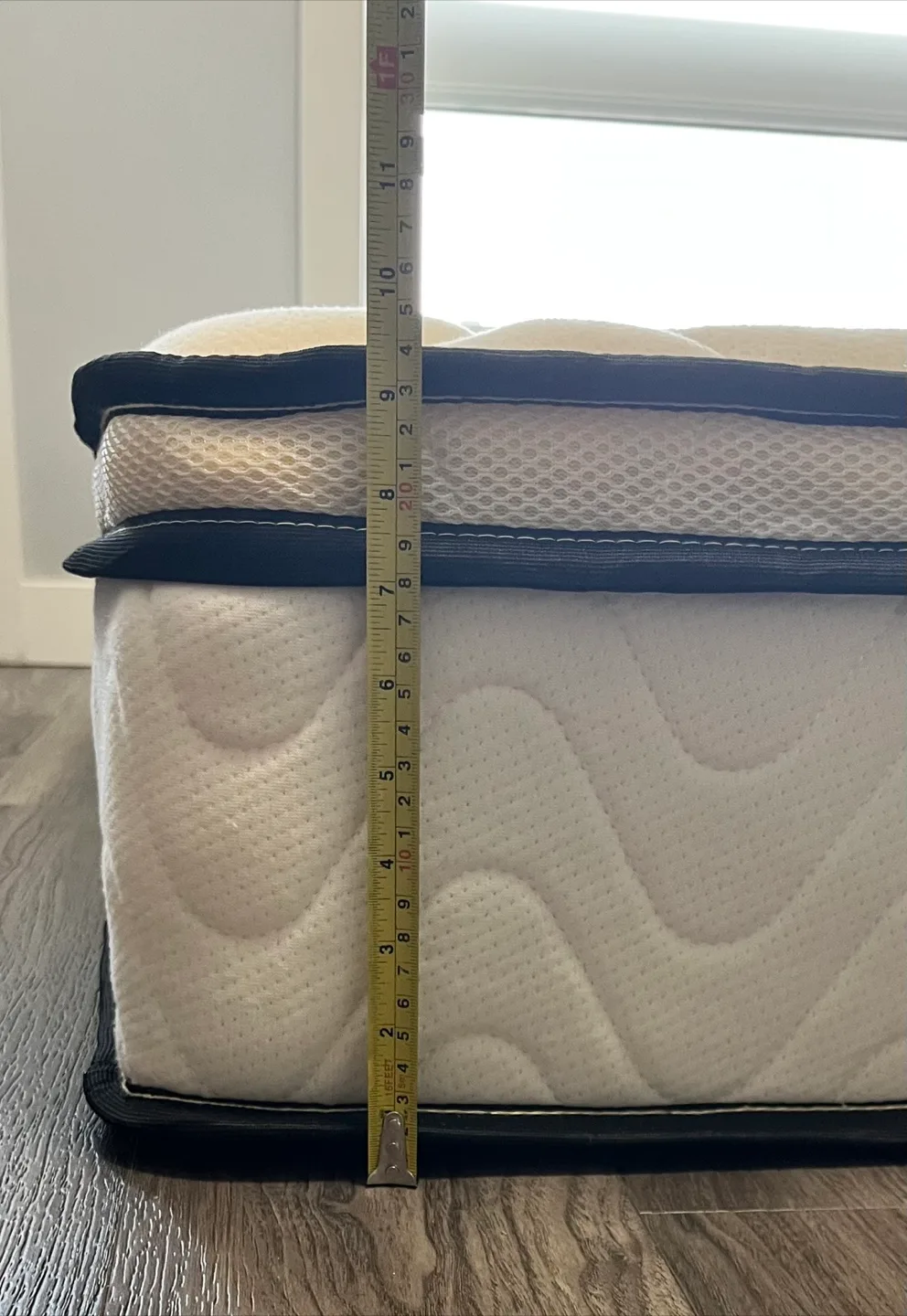 Mattress - Approx. 11 inches thick thumbnail