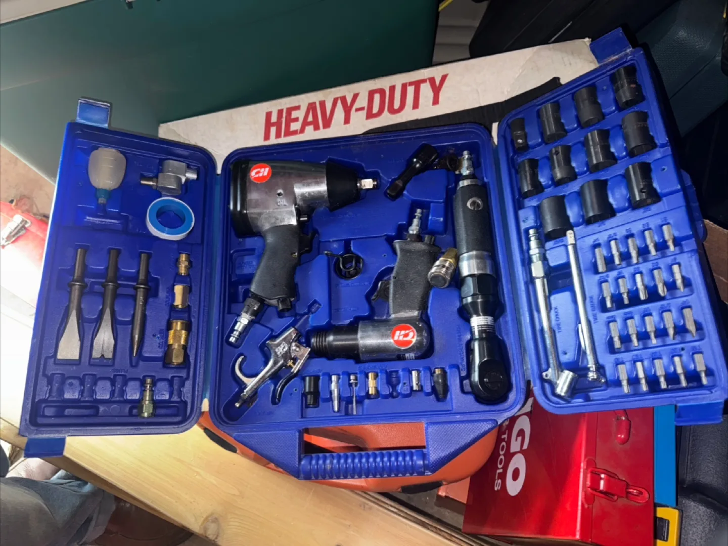 CH Heavy-Duty Air Tool Kit thumbnail