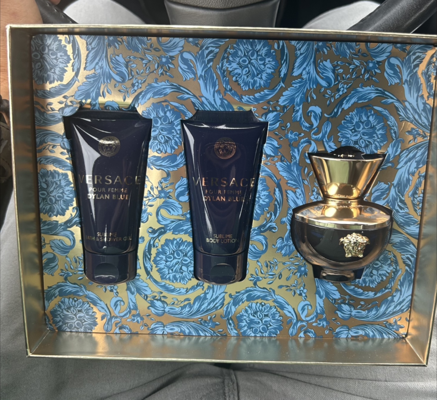 Versace Dylan Blue Pour Femme Gift Set - photo 2