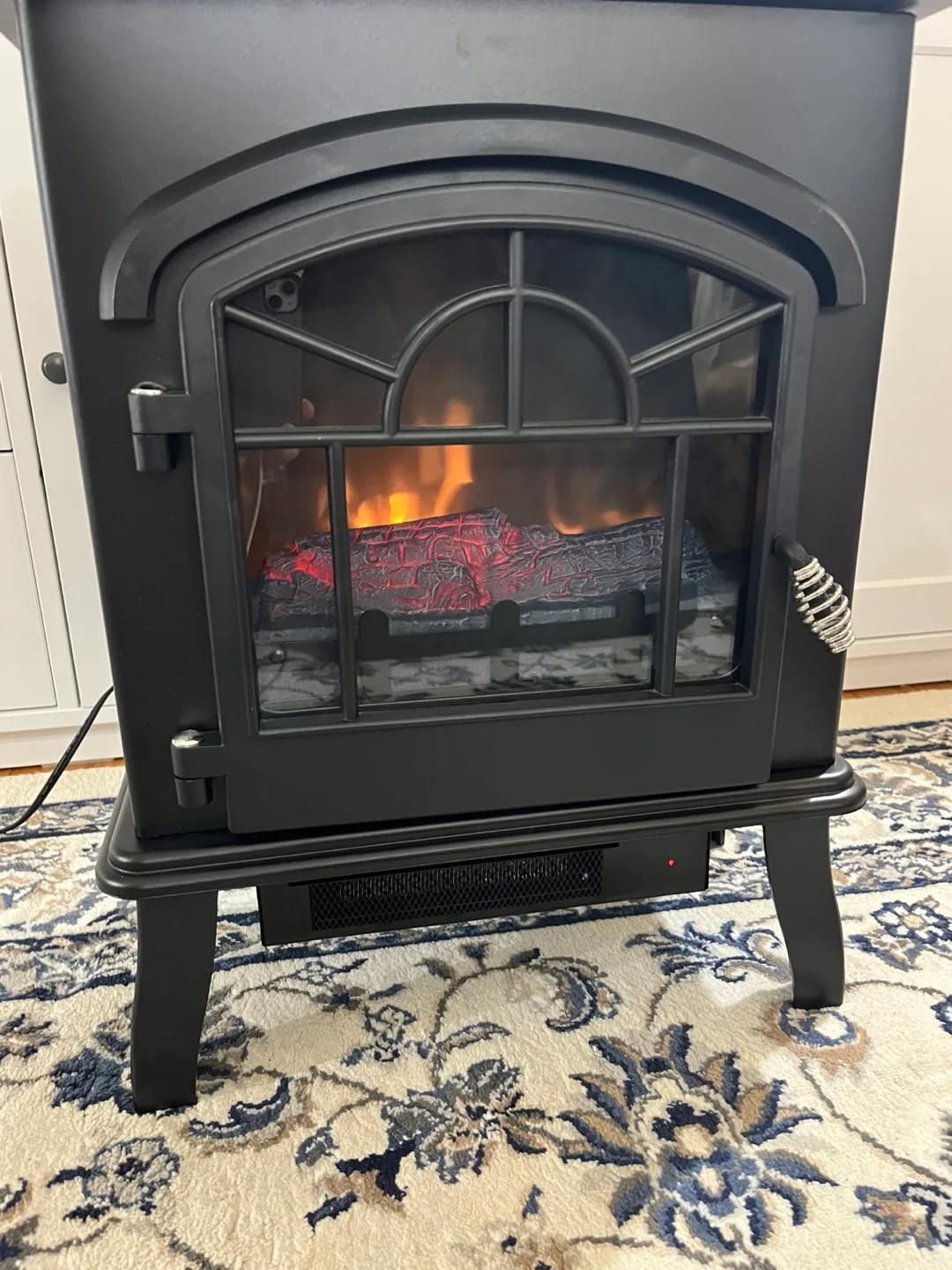 ✨Like New✨Electric Fireplace Stove - Realistic Flame Effect image indicator(6)