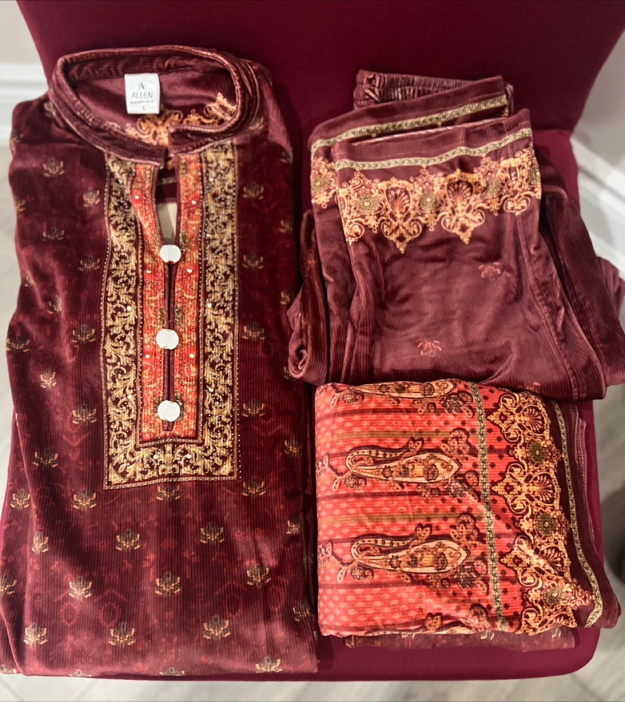 Wollen  Burgundy Velvet pant palazzo Kameez Suit thumbnail