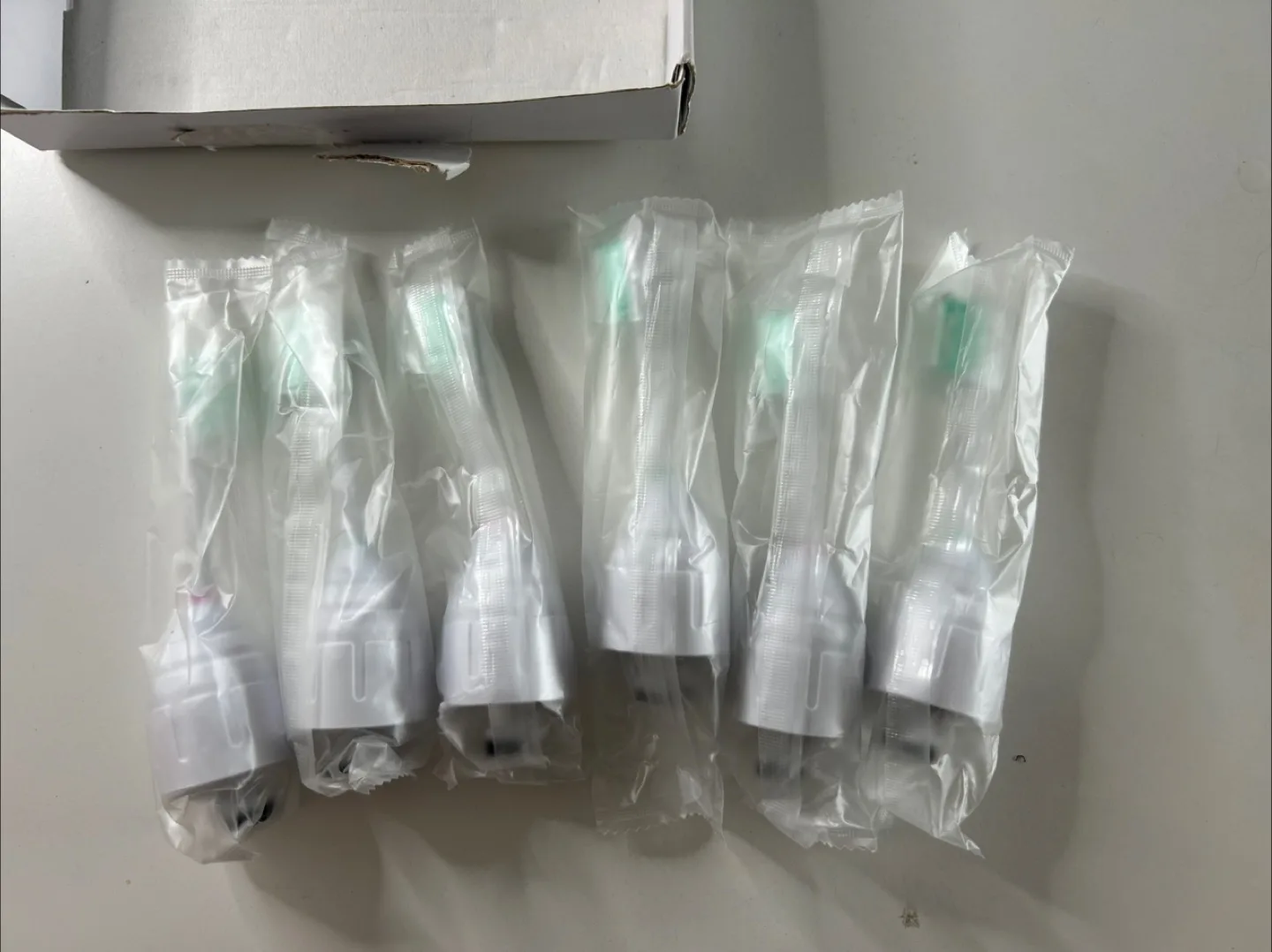 New Toothbrush Heads 7022-6, 6-pack thumbnail