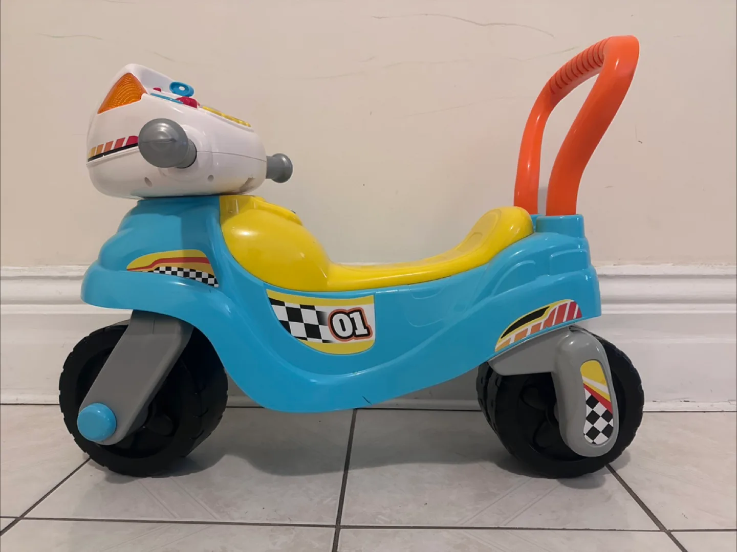 VTech 3-in-1 Step & Roll Motorbike thumbnail