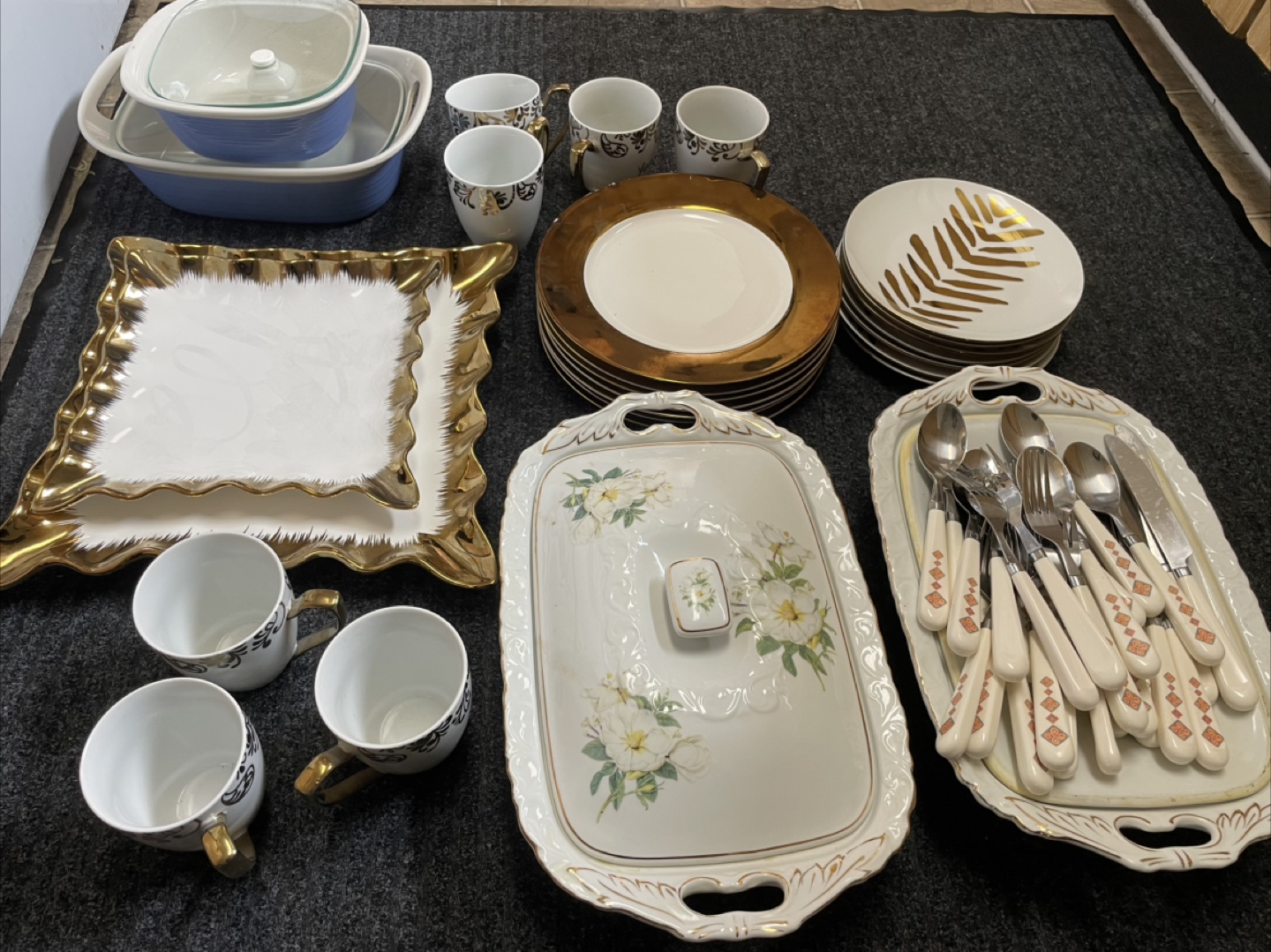 Set of Kitchenware - photo 2