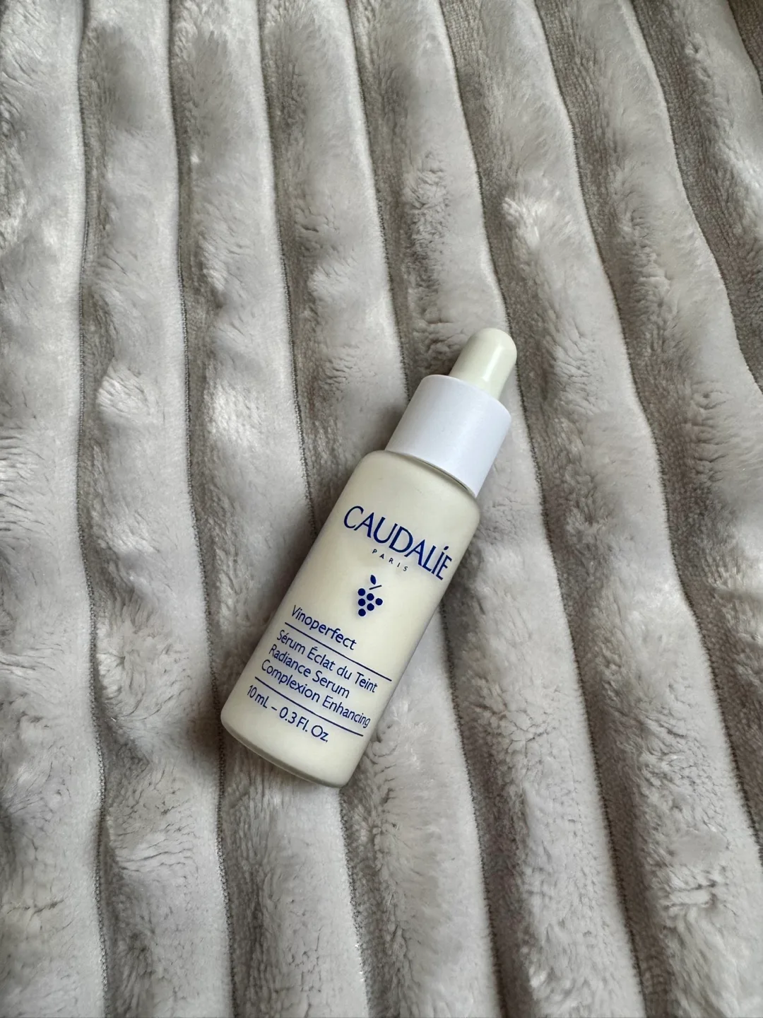 Caudalie Vinoperfect Radiance Serum 10ml thumbnail