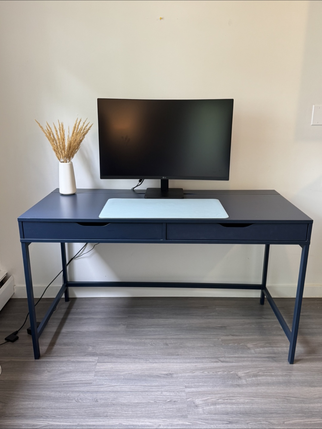 Whole Desk setup, LG 32MR51CA-B 32" Monitor & Black Office Chair