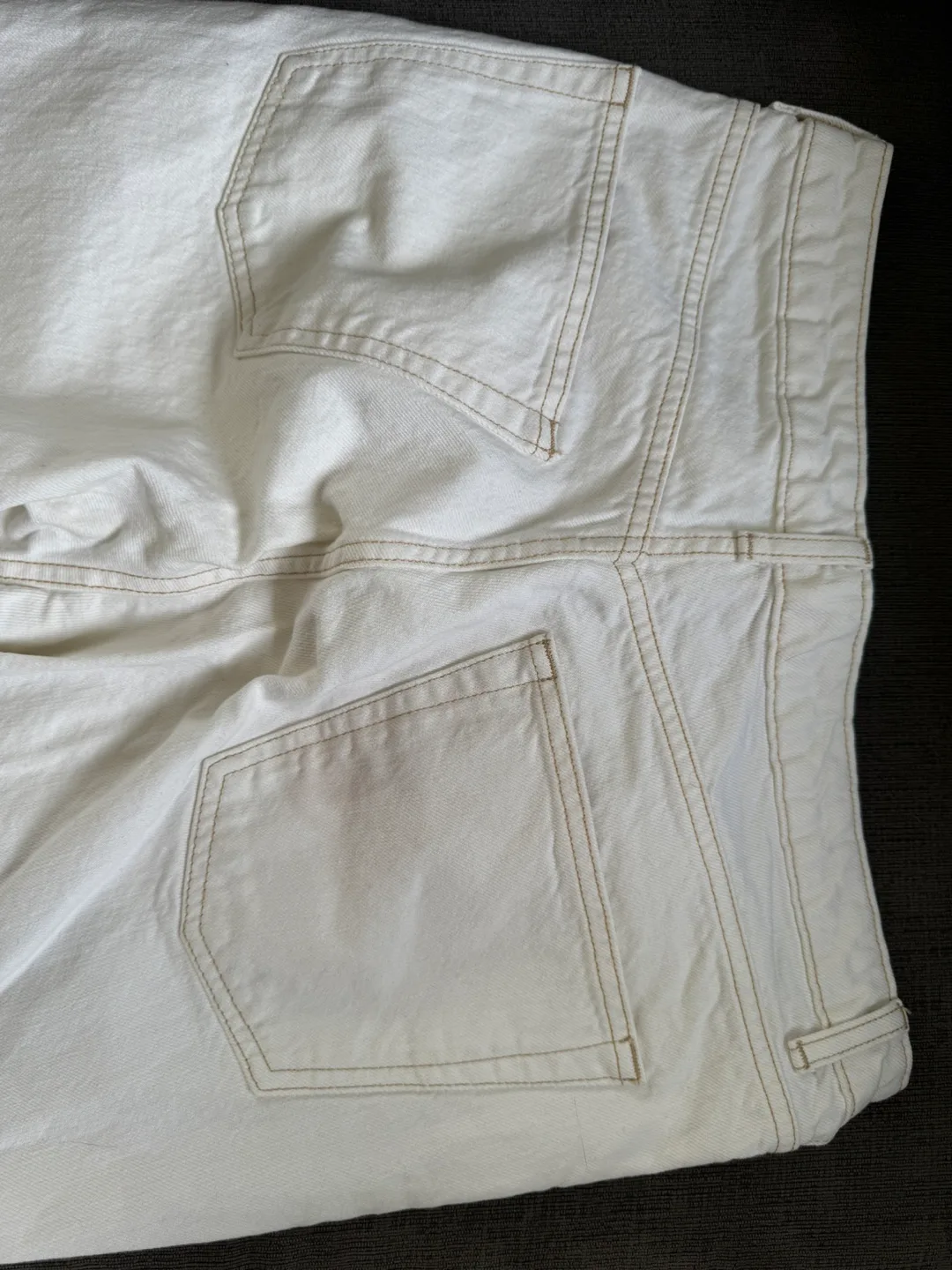 Topshop Mom Jeans - White - W32 image indicator(3)
