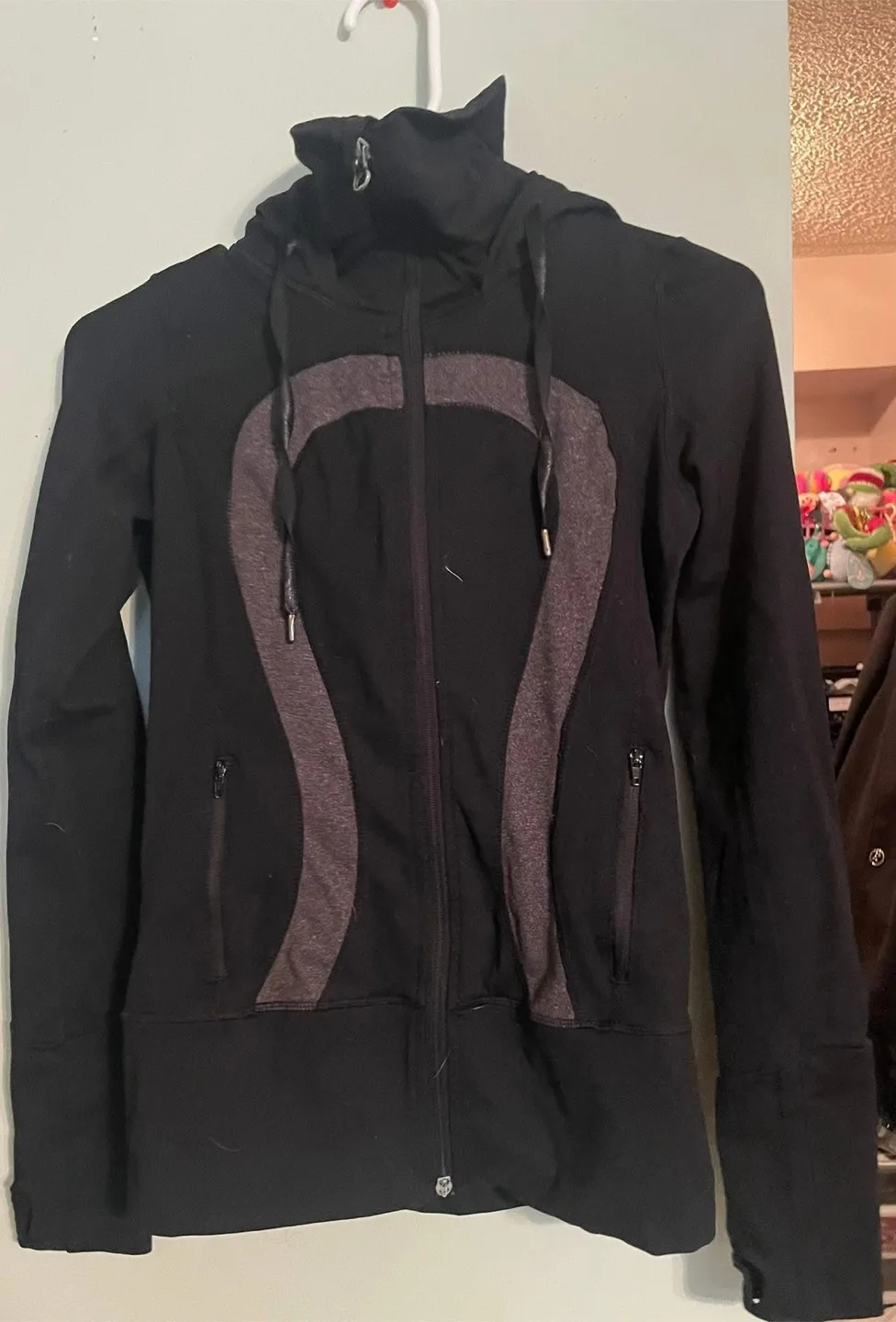 Lululemon Hooded Stride Jacket thumbnail