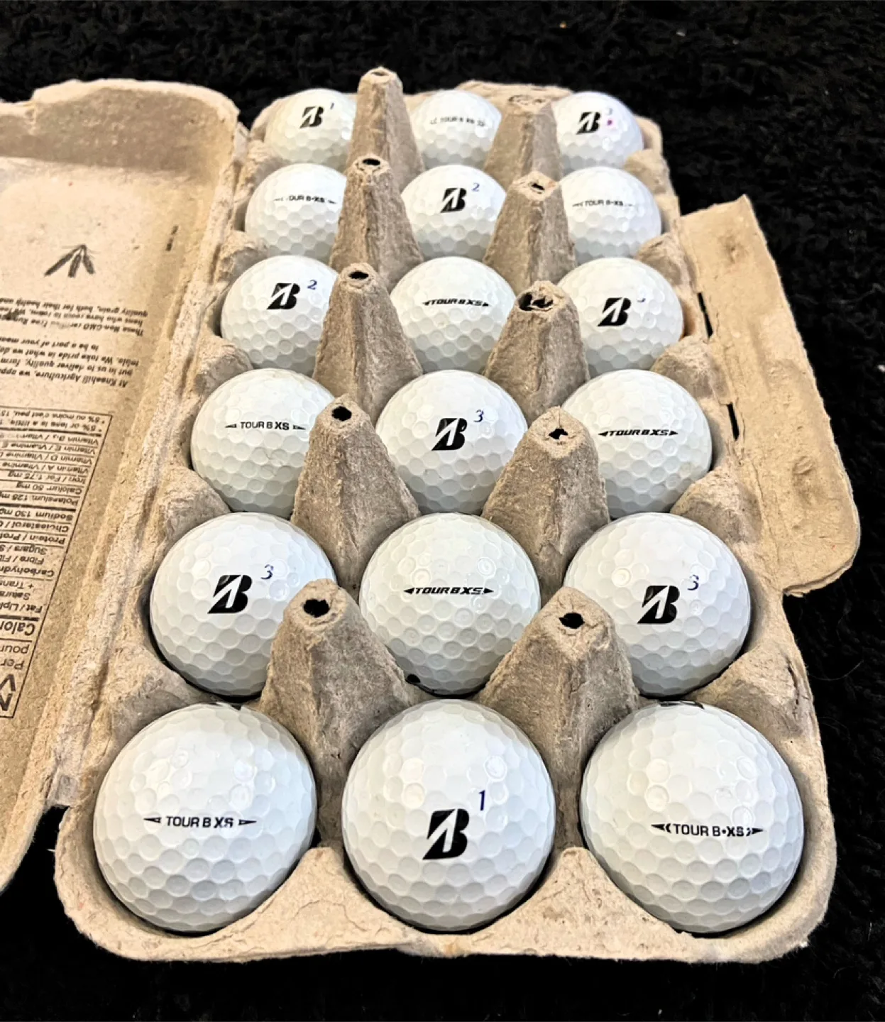 18 Bridgestone Tour BXS Golf Balls thumbnail